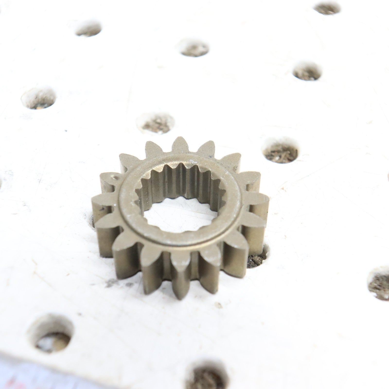 2013 Polaris Ranger 800 SECTOR GEAR, 16 TOOTH 3233839