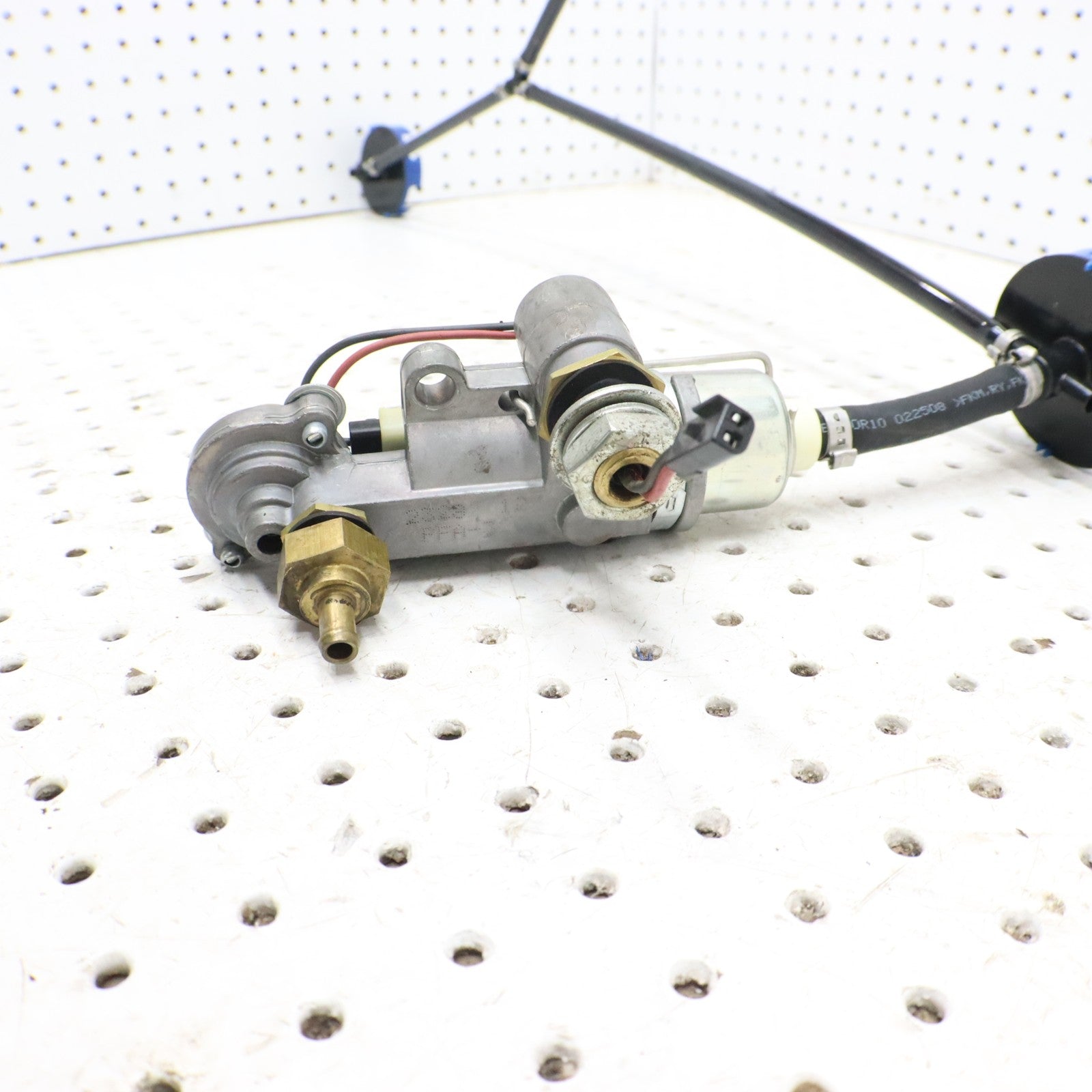 2009 Arctic Cat Crossfire R 8 Fuel Pump 1670-851