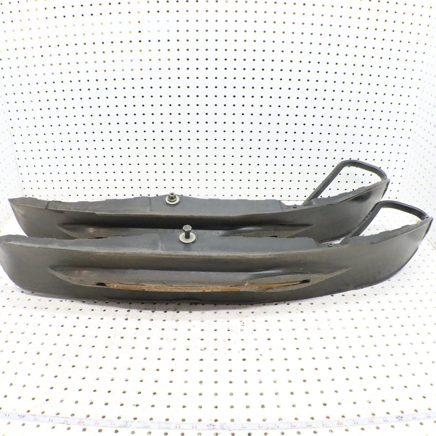 2016 Polaris Rush 800 Skis 1823916-070; 1825027-070 