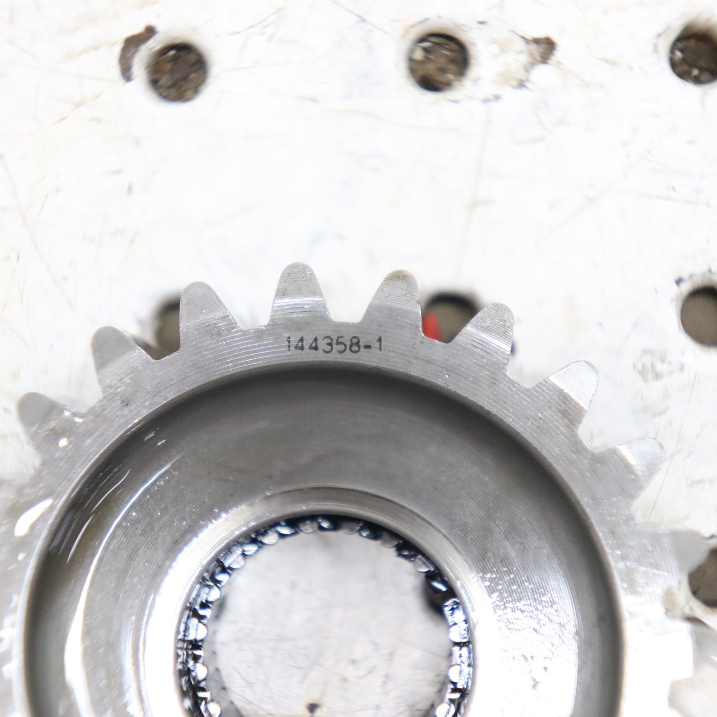 2004 Polaris Sportsman 500 Transmission Gearcase Sprocket 24T 3233854