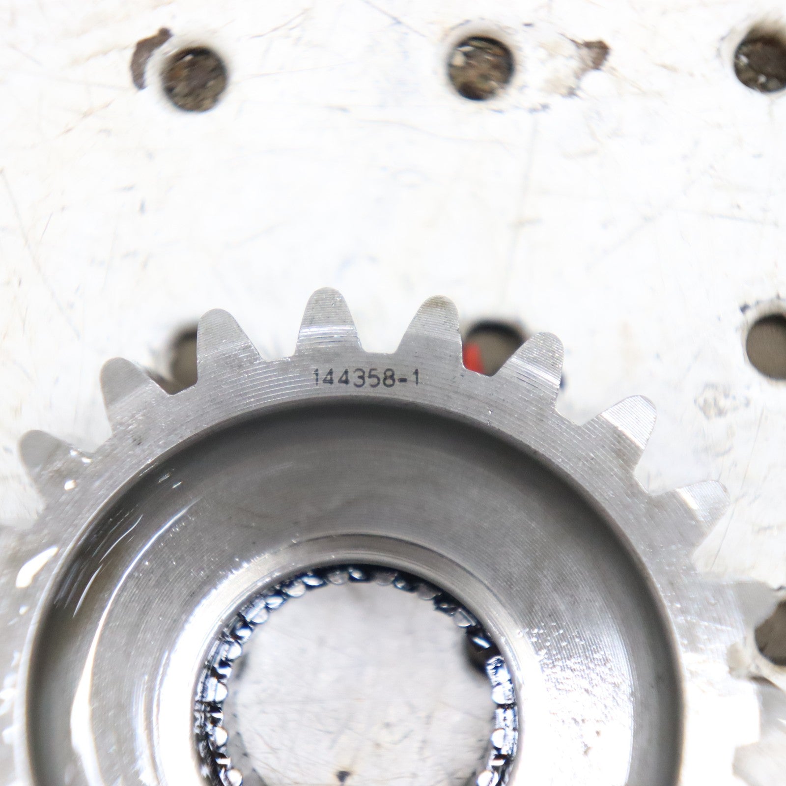 2004 Polaris Sportsman 500 Transmission Gearcase Sprocket 24T 3233854
