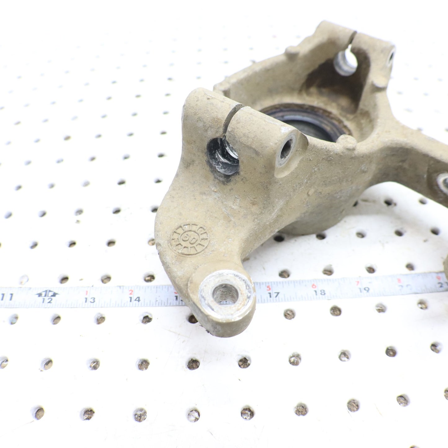2009 Polaris Sportsman Xp 850 Steering Knuckle LEFT 5136733; 5143613
