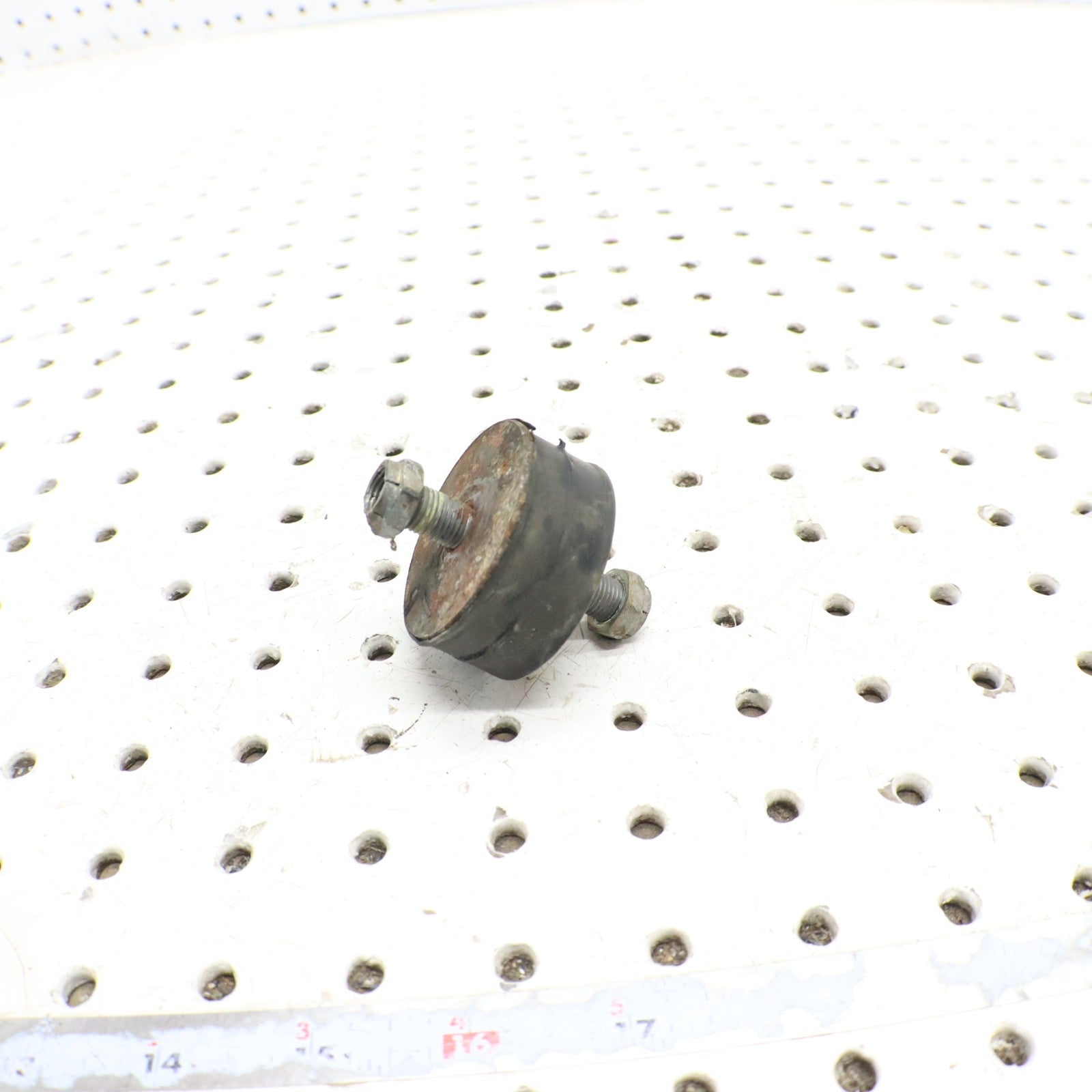 1995 Polaris Xcr 600 Motor Engine Mount Rubber Damper 3110047
