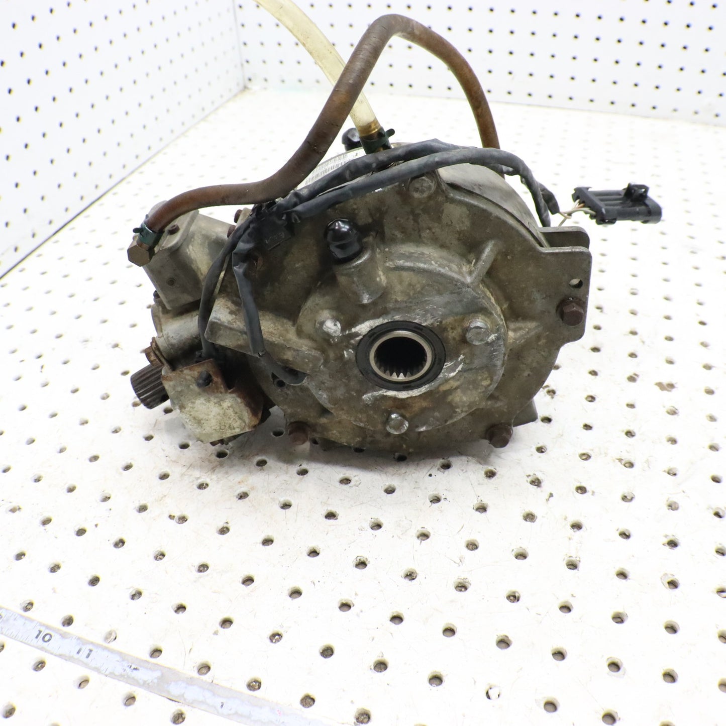 2009 Polaris Sportsman 800 Front Gearcase Differential 1332568 1332909
