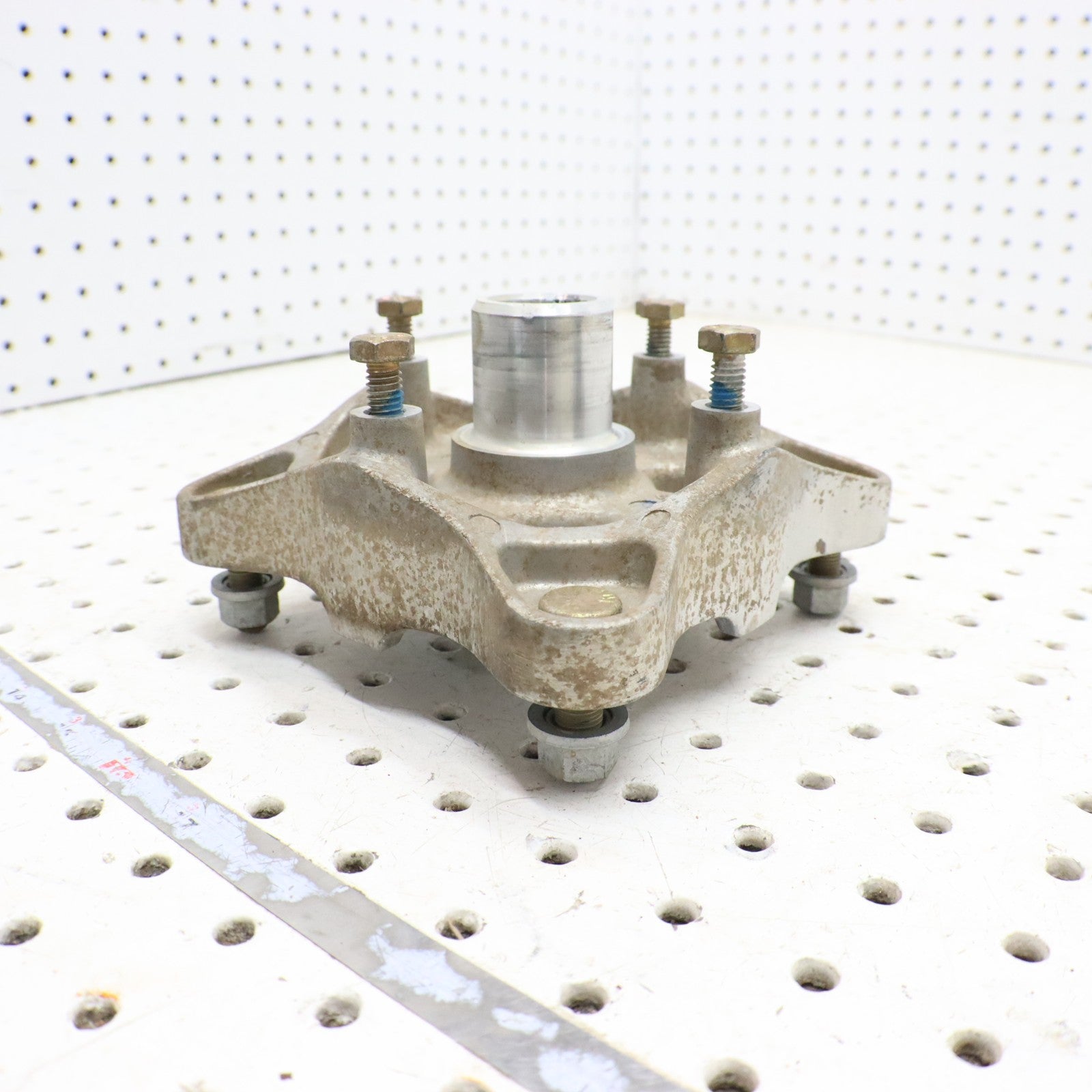 2024 Polaris Sportsman 570 Efi Eps FRONT Wheel Hub 5143612