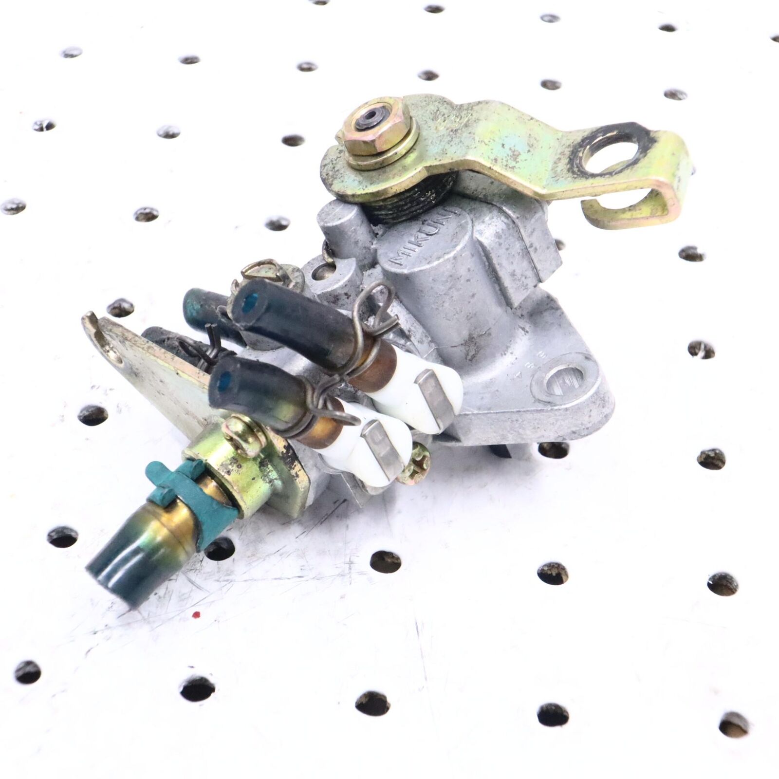 2006 POLARIS FUSION 700 OIL PUMP 2520463 