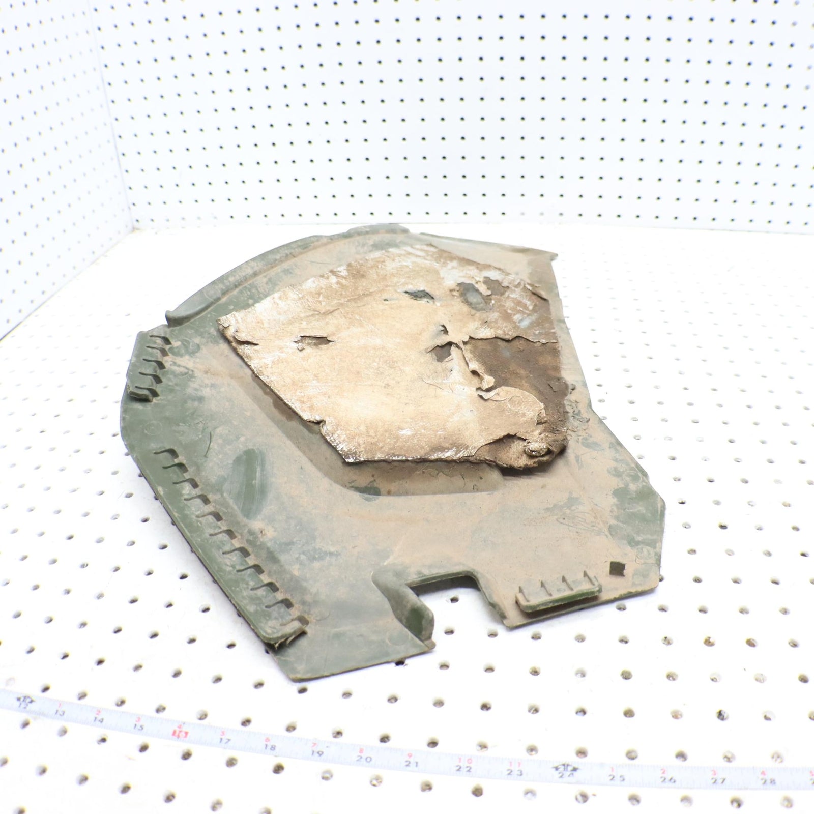 2014 Polaris Sportsman 570 Side Panel Cover Right 2636441-498 SMALL MELT SPOT
