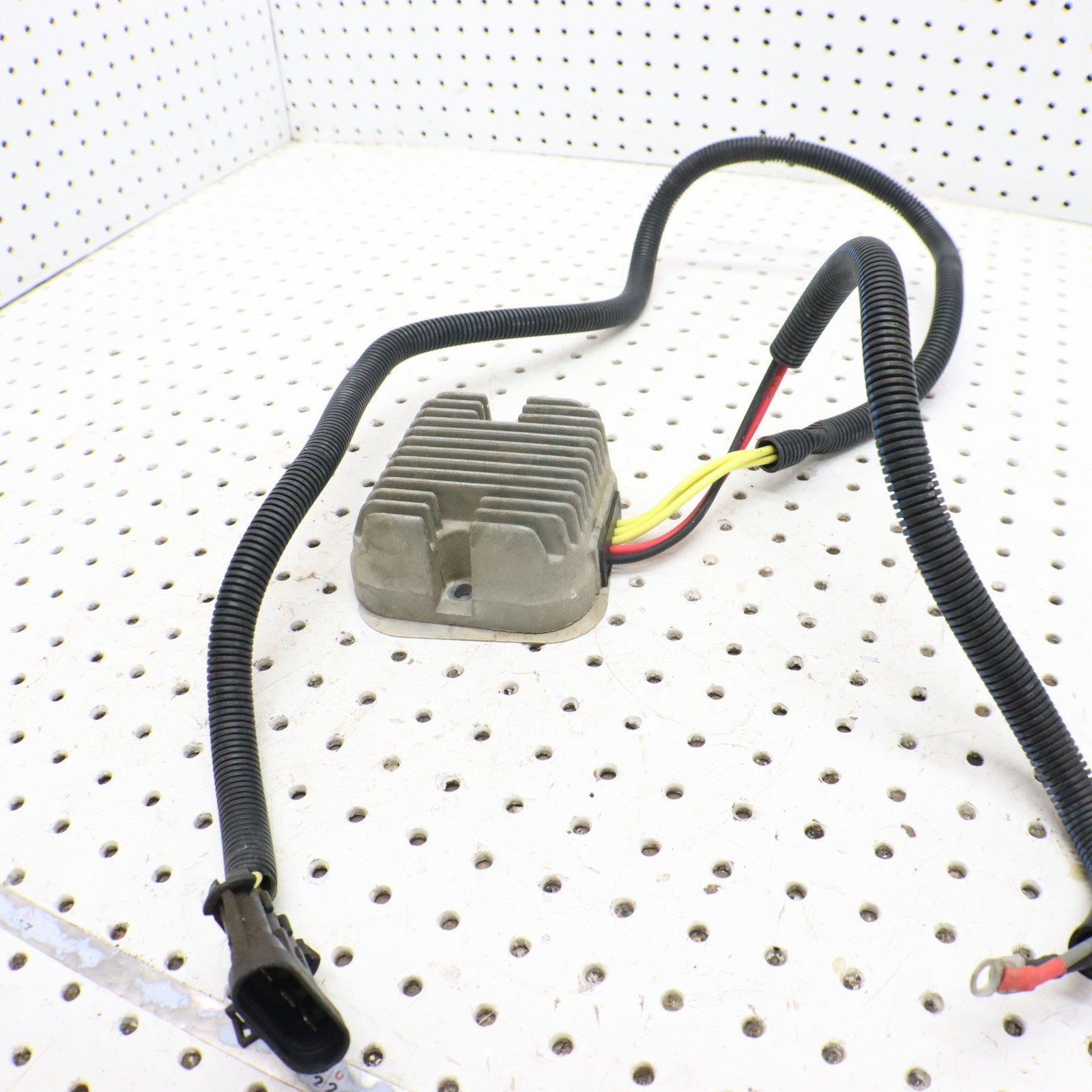 2014 Polaris Sportsman 570 Voltage Regulator 2207958; 4015230