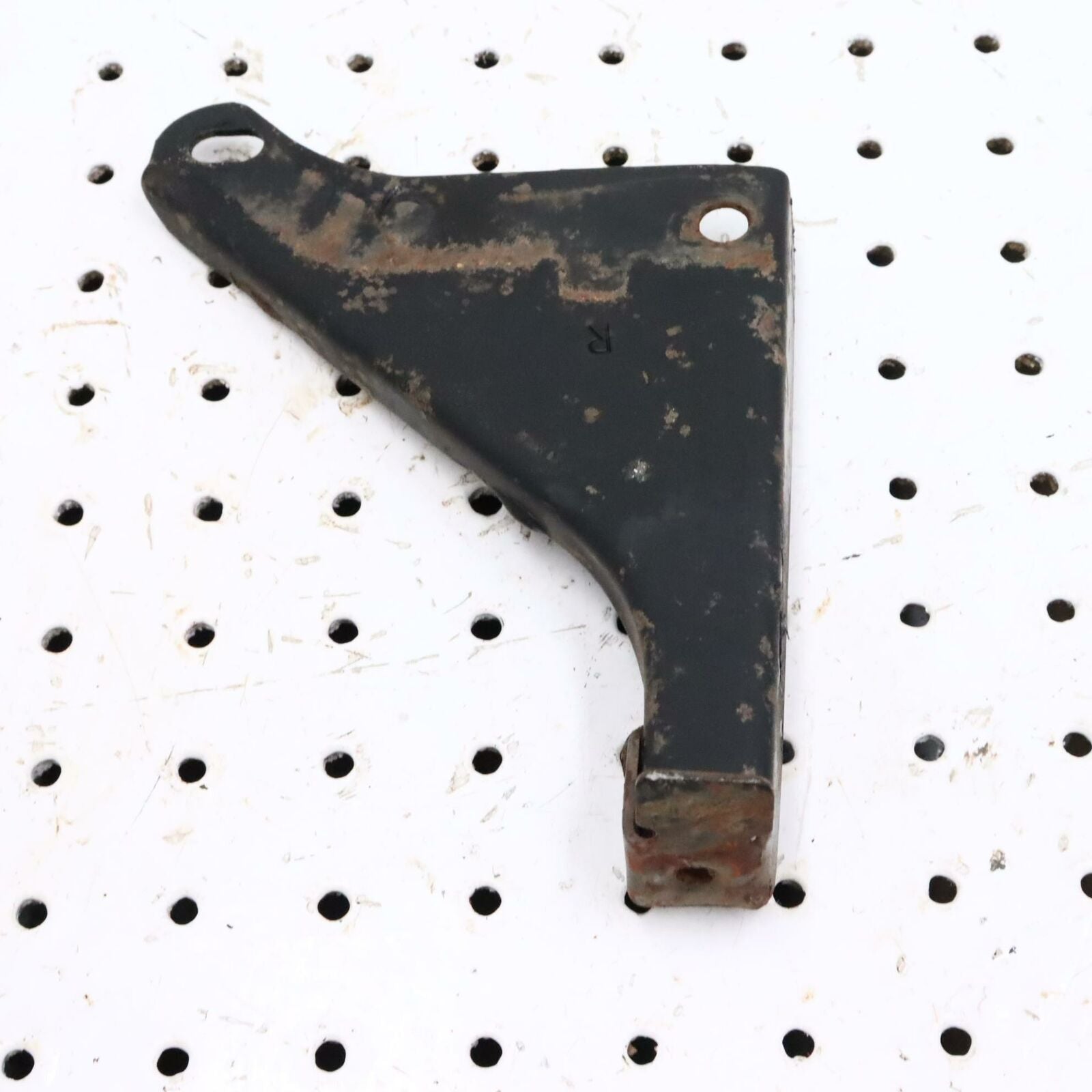 2000 POLARIS SPORTSMAN 500 RIGHT REAR RACK SUPPORT 1040525-067