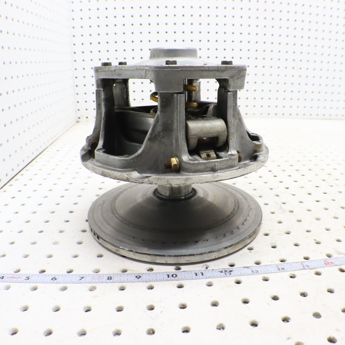 2009 Arctic Cat Crossfire R 8 Drive Clutch Primary Clutch 0746-435; 0725-654