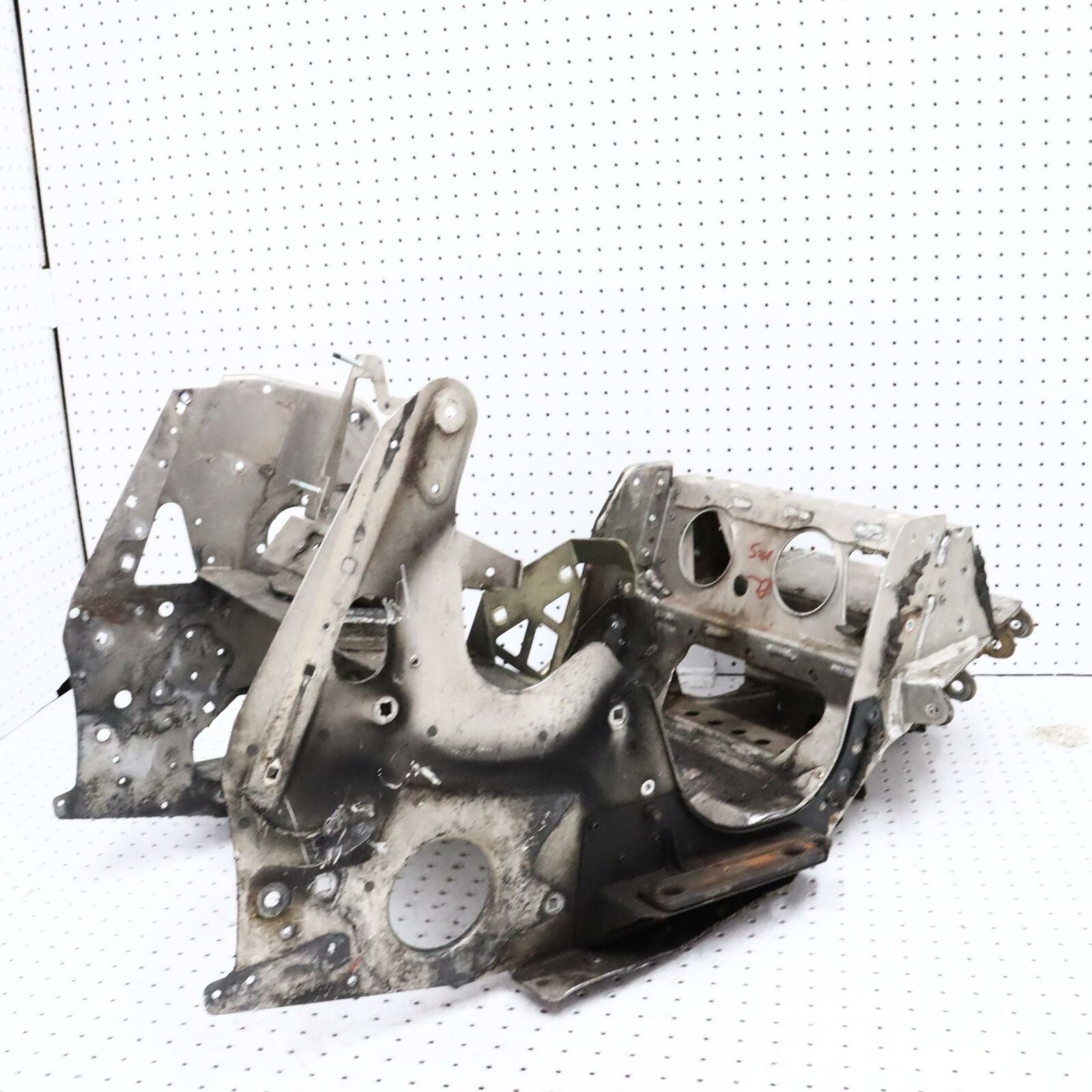 2006 POLARIS CLASSIC 700 FRONT BULKHEAD CHASSIS FRAME SUPPORT 1015032-309