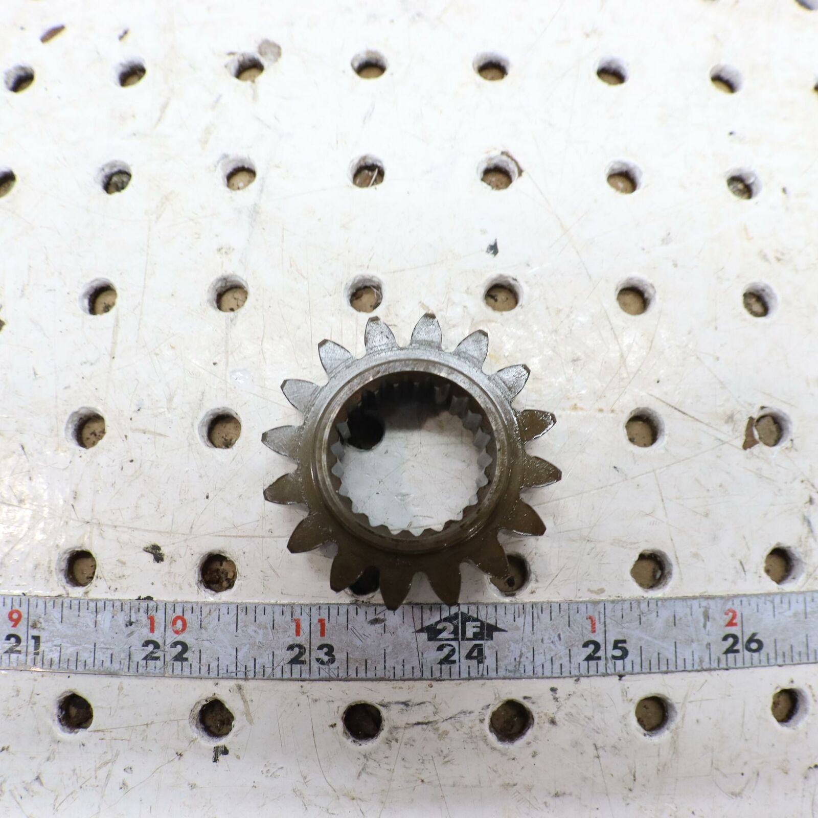 2000 POLARIS MAGNUM 325 TRANSMISSION GEAR,16T 3233603