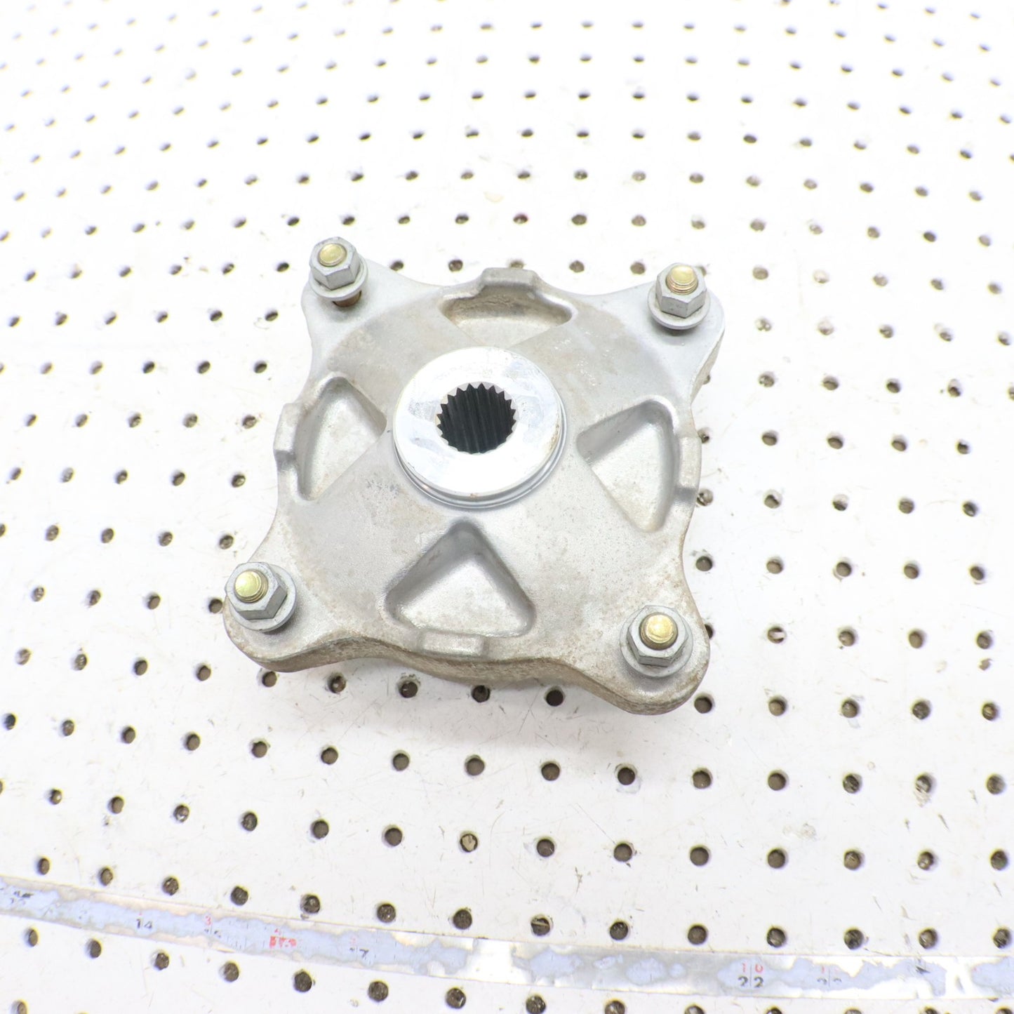 2024 Polaris Sportsman 570 Efi Eps FRONT Wheel Hub 5143612