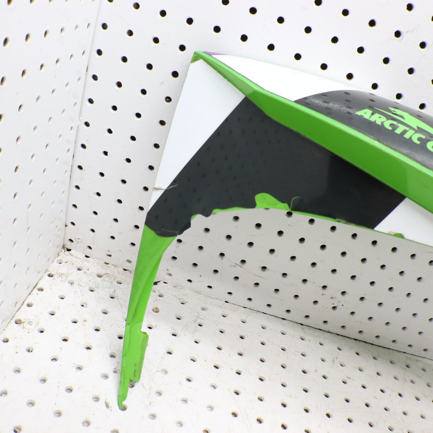 2016 Arctic Cat M8000 Hood LEFT 4718-663 ; 3718-657