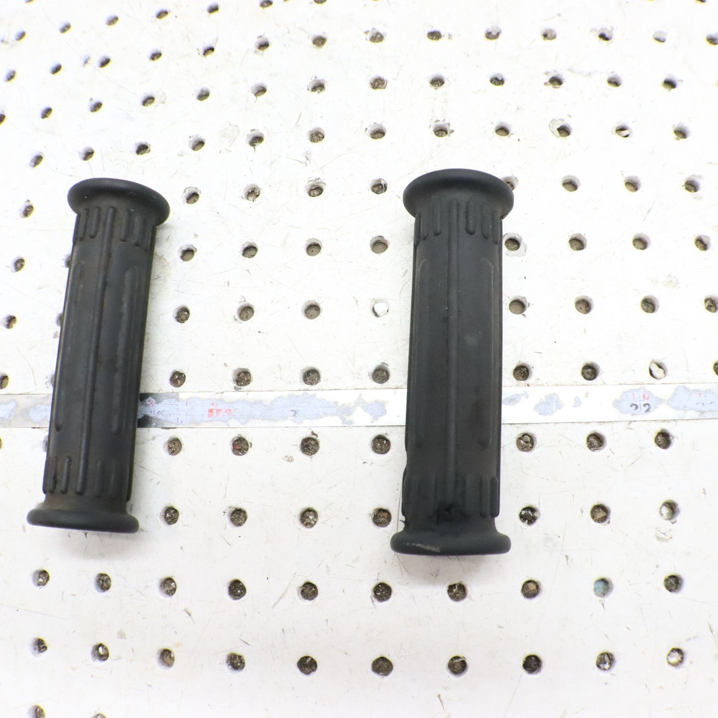 2003 Polaris Sportsman 600 Handlebar Grips 5433834-070