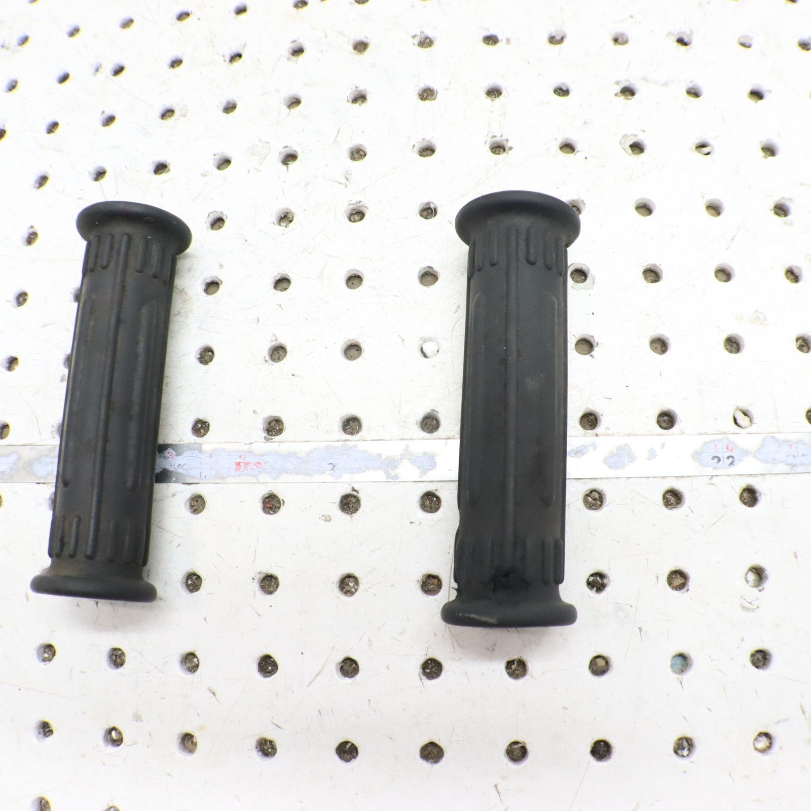 2003 Polaris Sportsman 600 Handlebar Grips 5433834-070