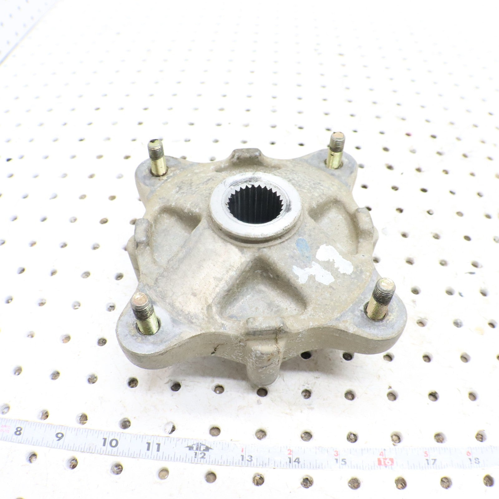 2008 Polaris Sportsman 800 Wheel Hub 5135113; 5143629 REAR 