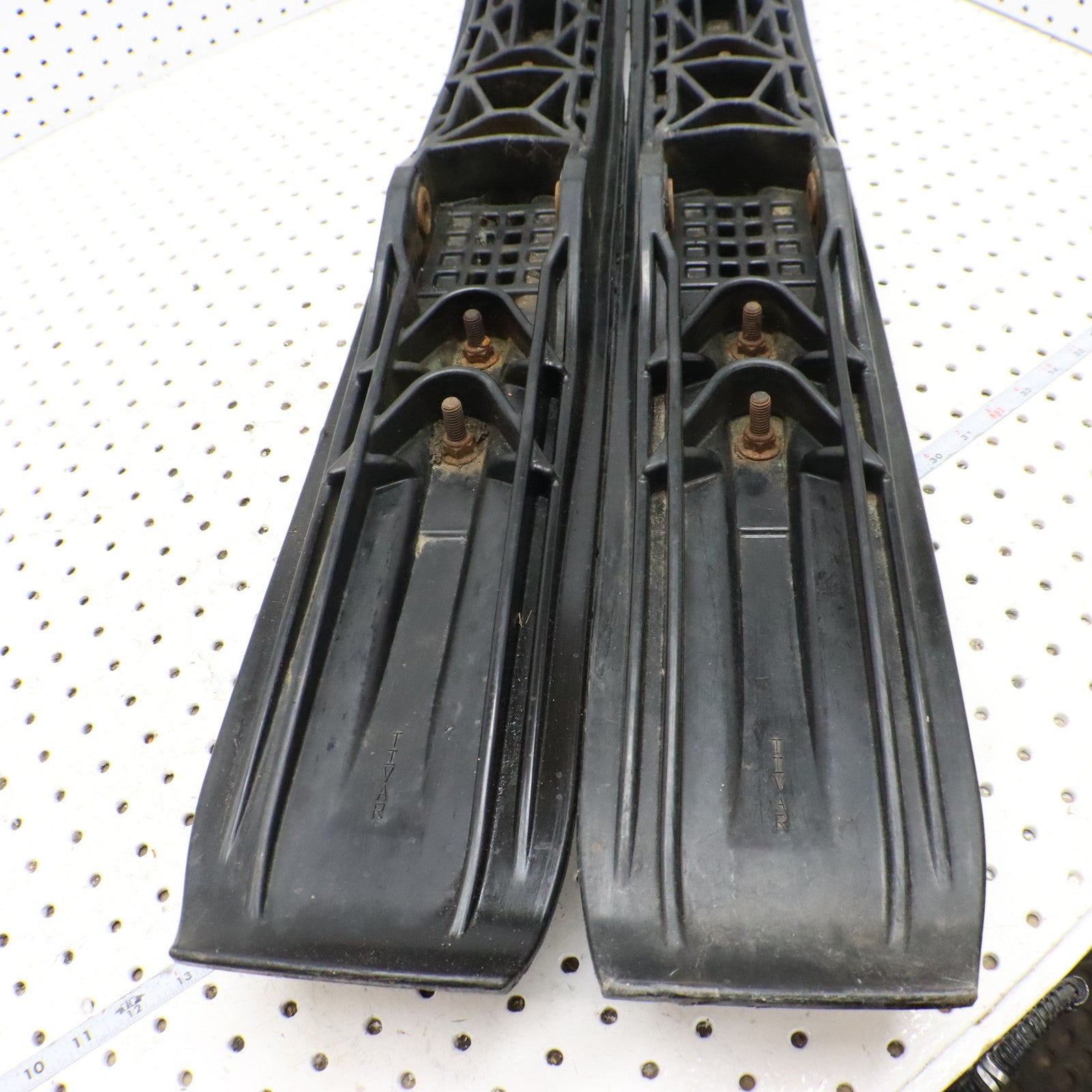 2009 Arctic Cat Crossfire R 8 Skis 2603-599 ; 2603-598 