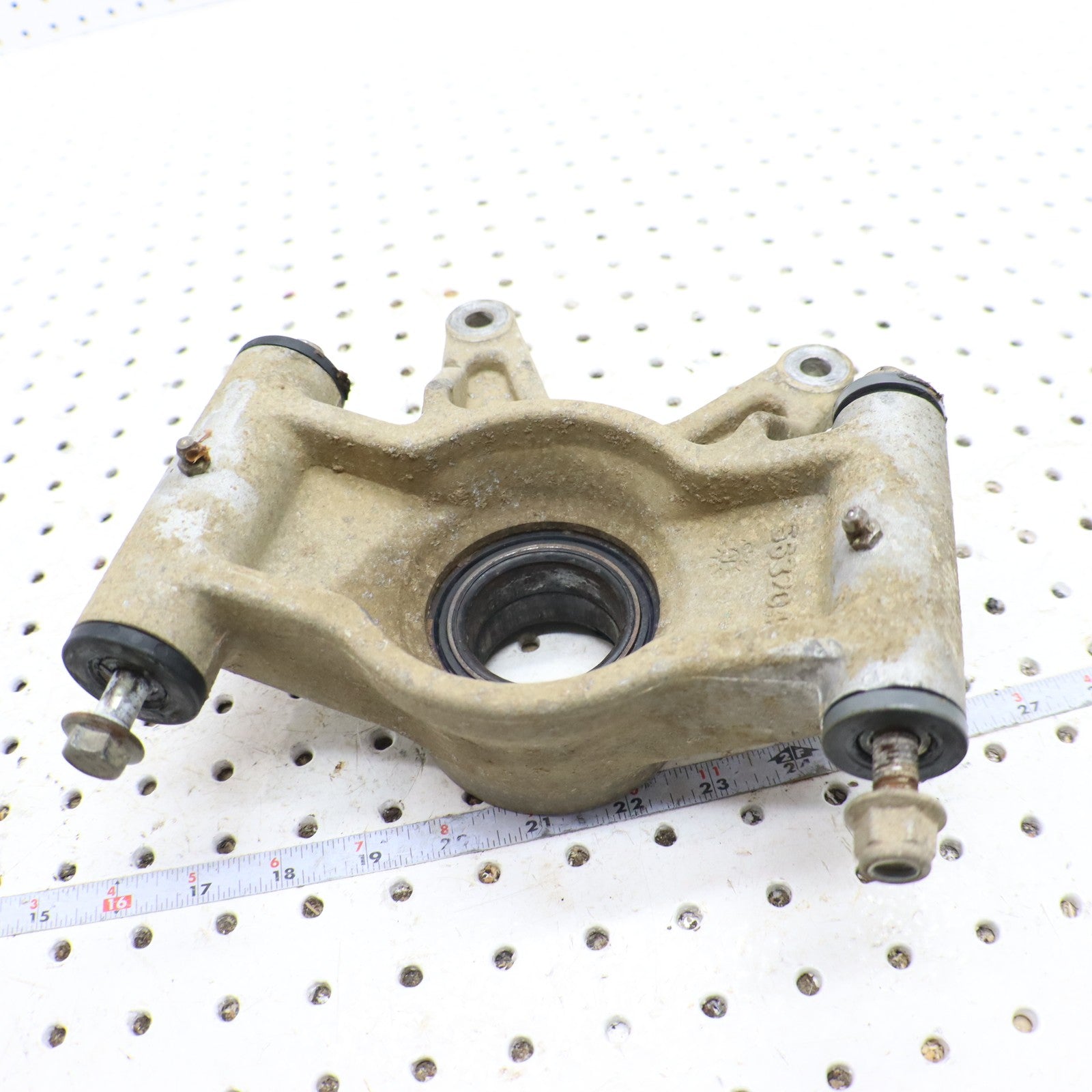 2009 Polaris Sportsman Xp 850 Bearing Carrier Knuckle Rear 5136105