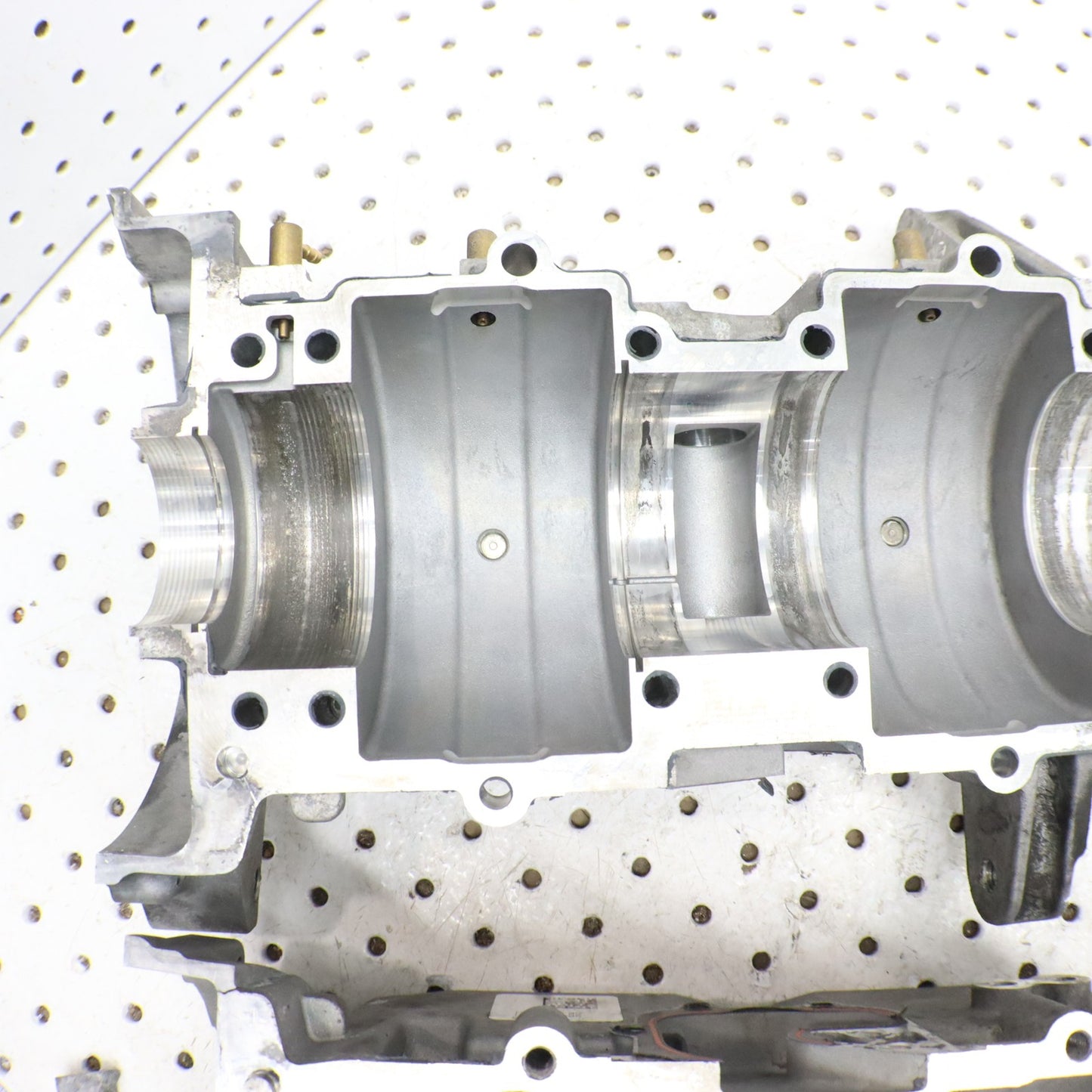 2016 Polaris Rush 800 Crankcase Engine Case Crank Case 2205651; 2207329 CORE