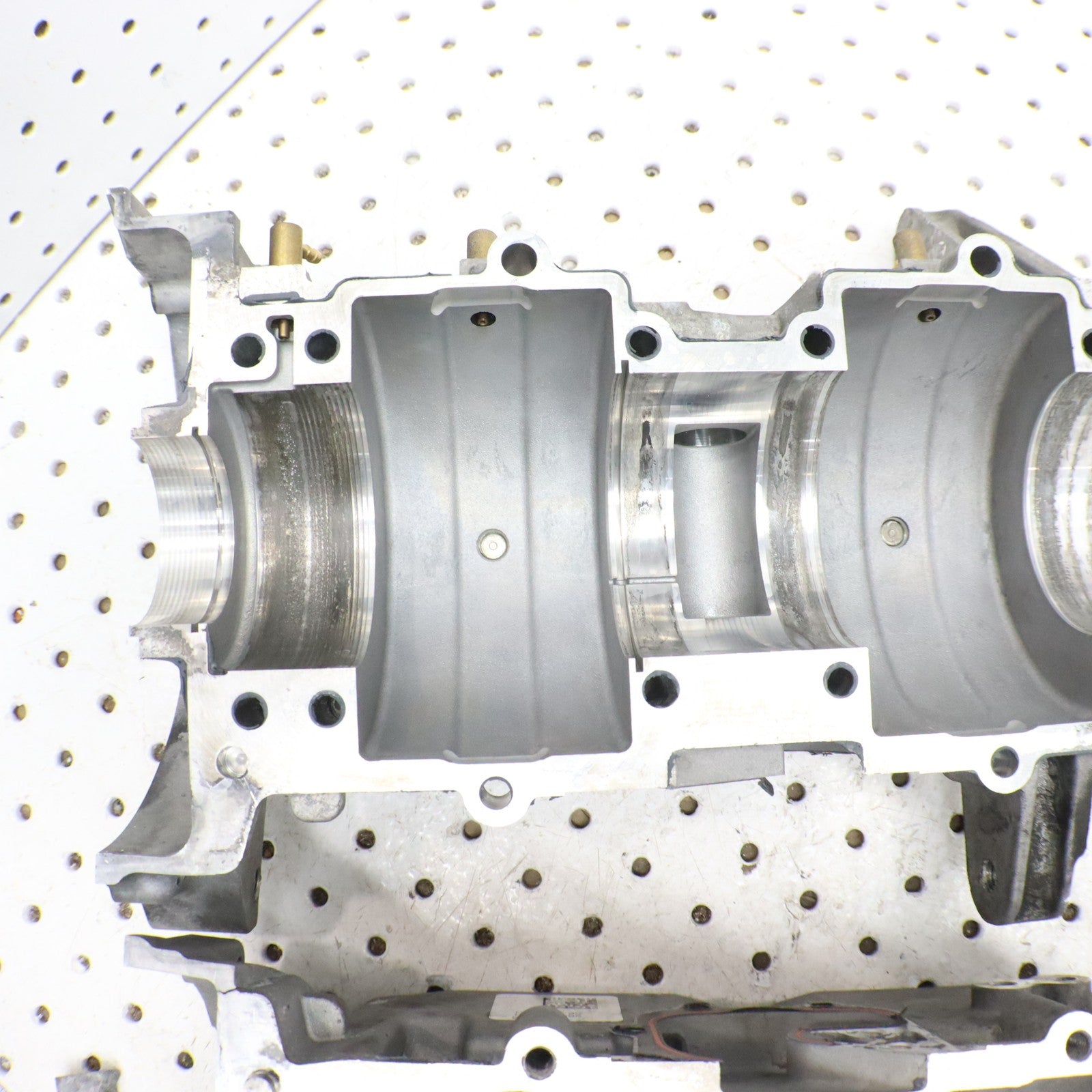 2016 Polaris Rush 800 Crankcase Engine Case Crank Case 2205651; 2207329 CORE