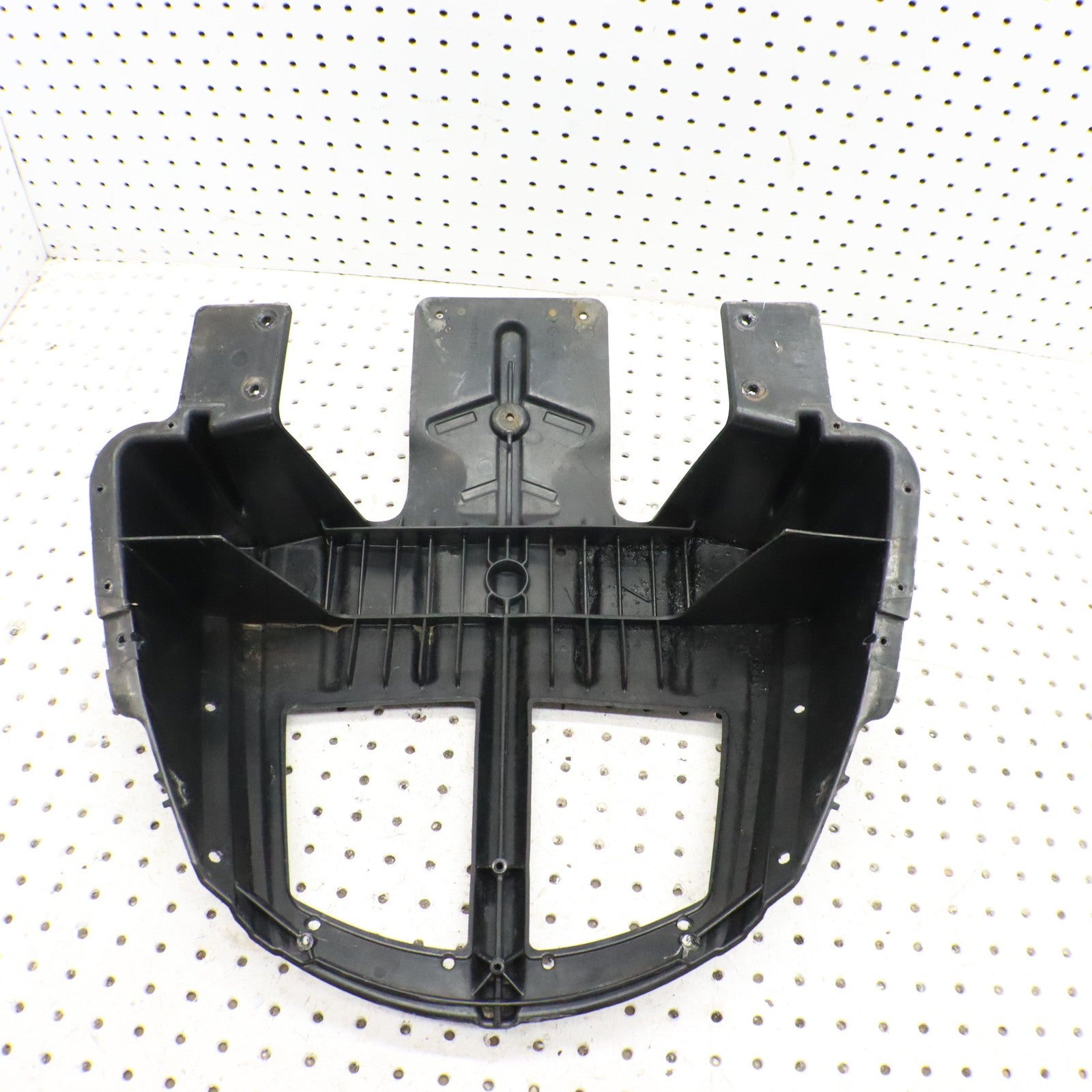 2007 Polaris Iq 600 Nosepan Nose Pan 5435075-070