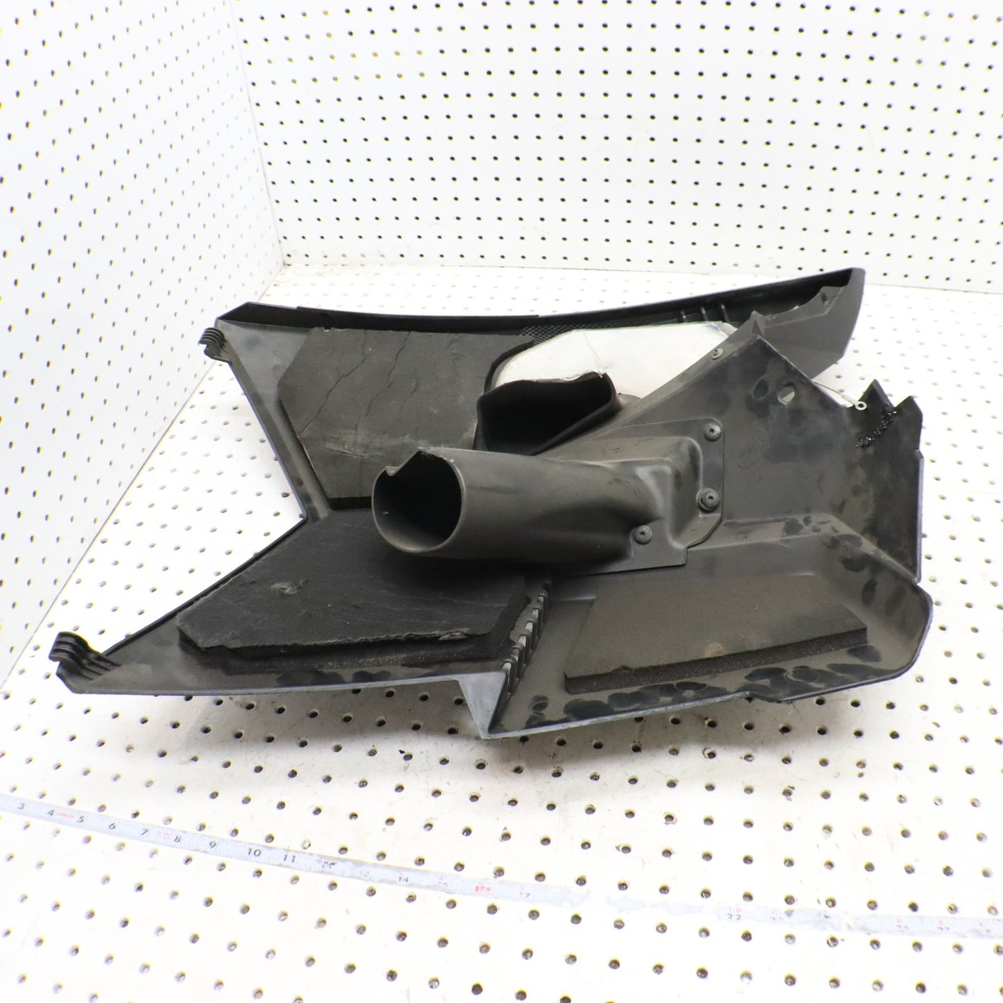 2015 Arctic Cat Xf 8000 Side Panel Left 4718-233 ; 4718-553 CRACKED