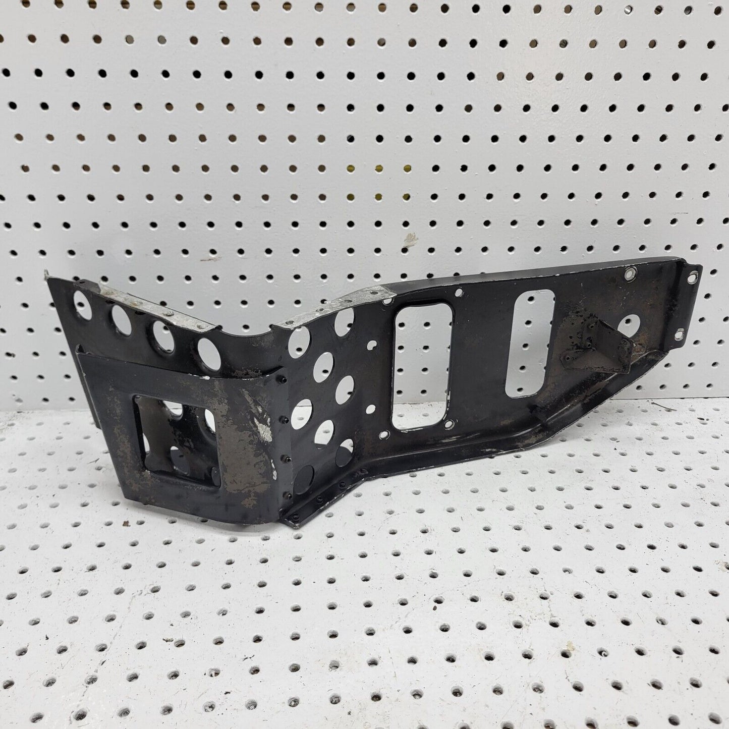2000 ZL 700 RIGHT FOOTREST 1706-361
