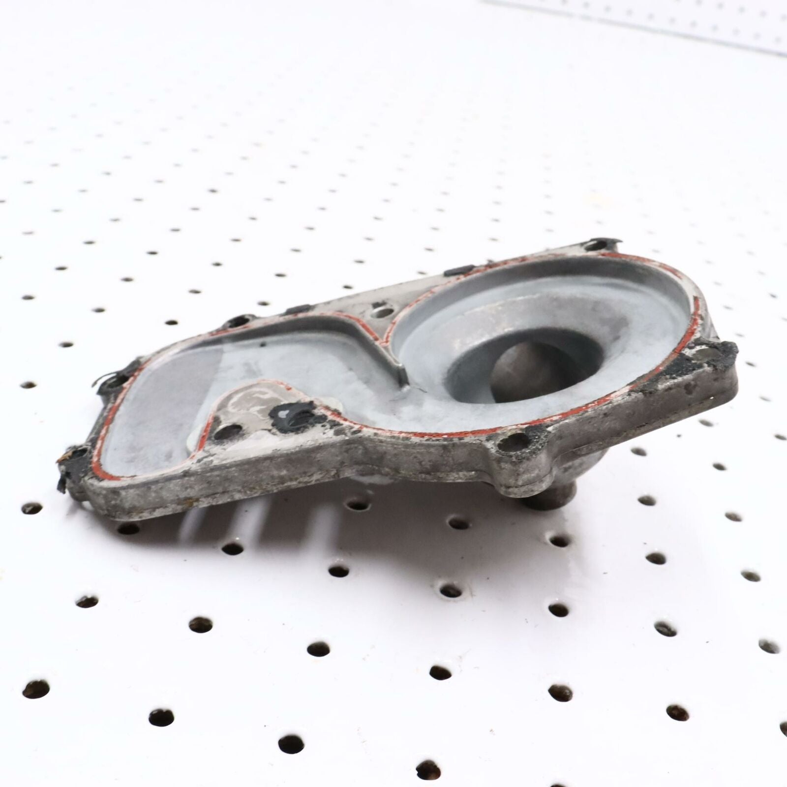 2007 POLARIS IQ 600 ENGINE WATER PUMP HOUSING COVER 5630920 5631951