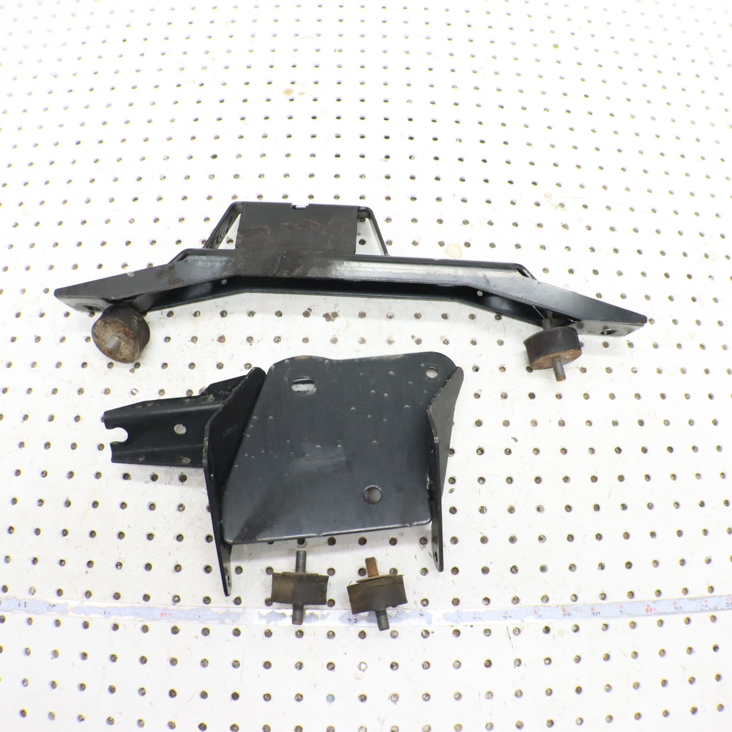 2013 Polaris Ranger 800 Engine Motor Mounts 1017391-329; 1017424-329; 3022076 