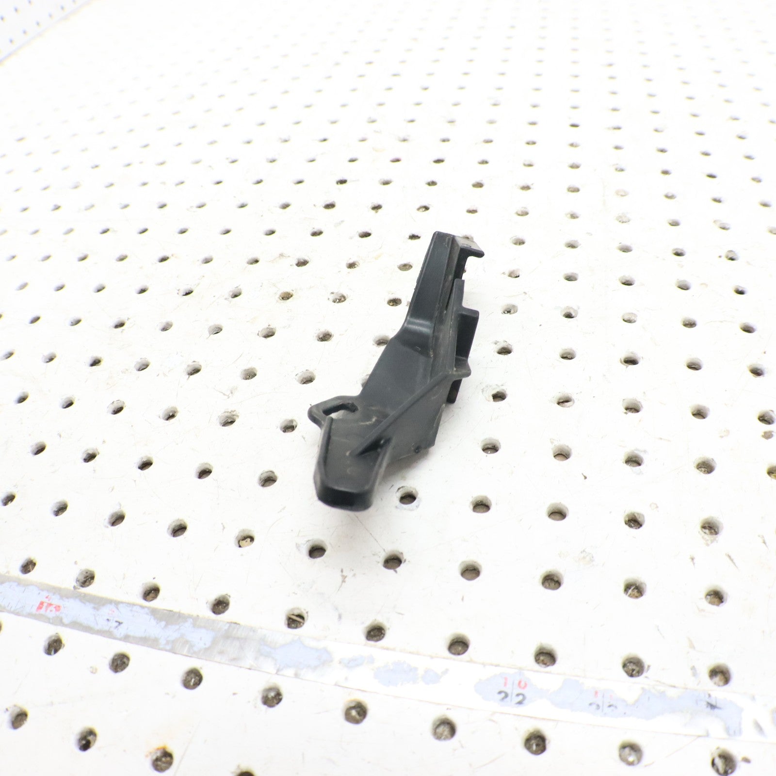 2024 Polaris Sportsman 570 Efi Eps Seat Base Mount Bracket RH 5452277