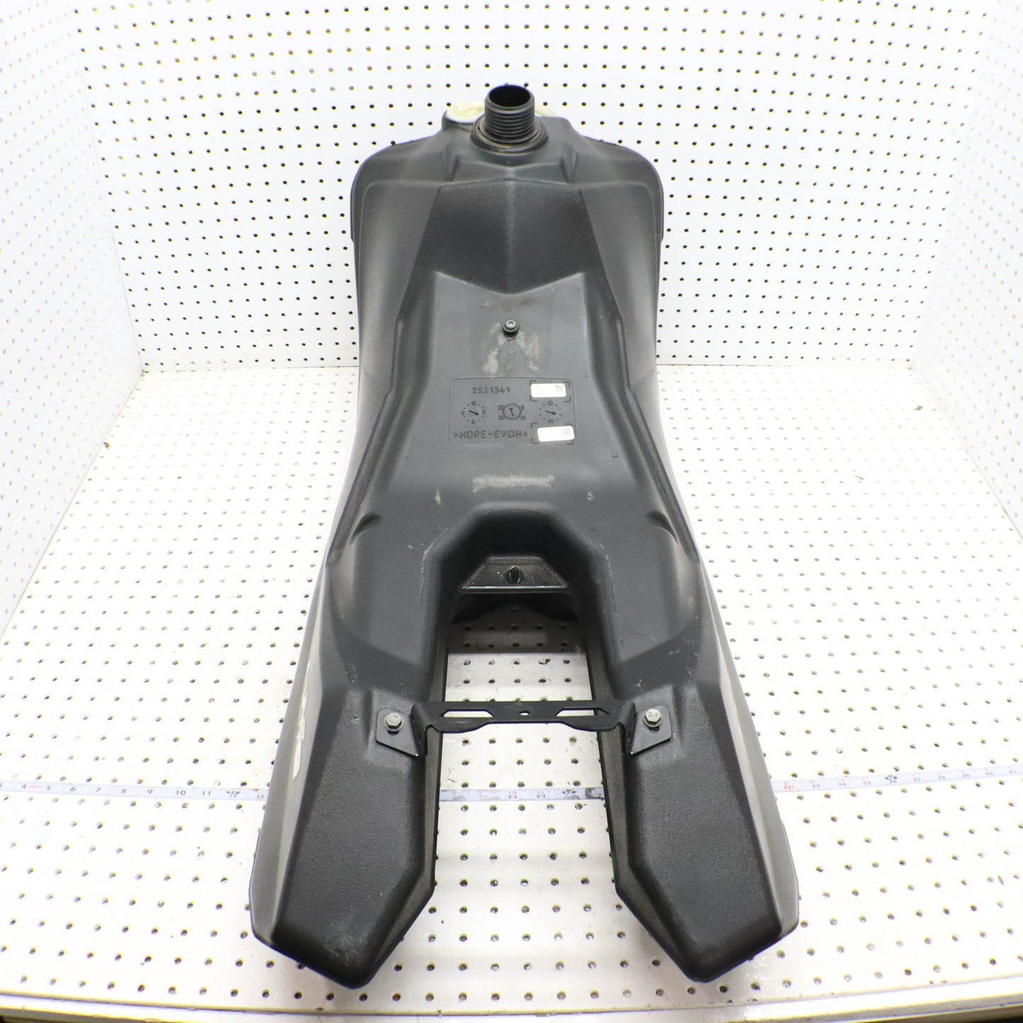 2016 Polaris Rush 800 Gas Tank Fuel Tank 2521341; 2521340