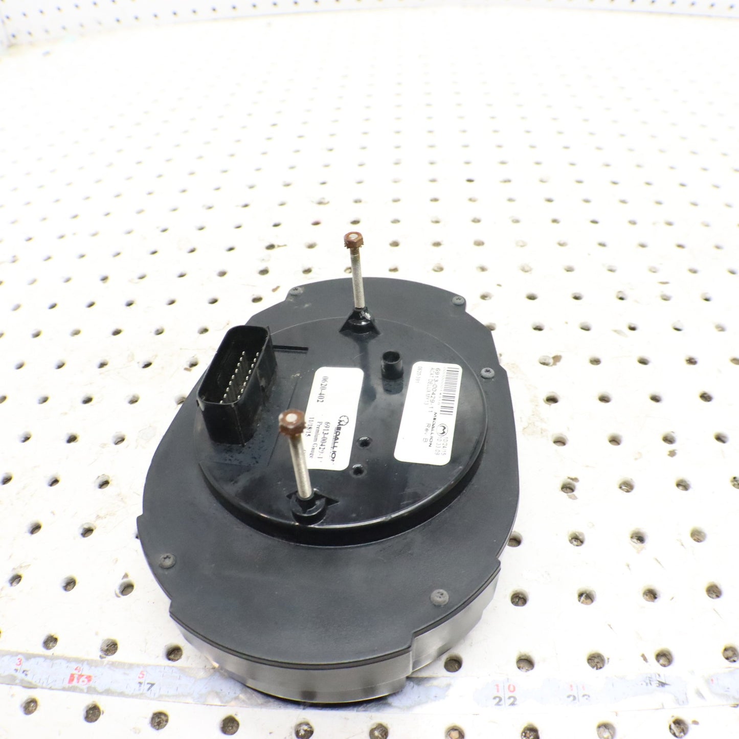 2016 Arctic Cat M8000 Gauge Speedometer Display 1473.8 MILES 0620-402; 0620-391