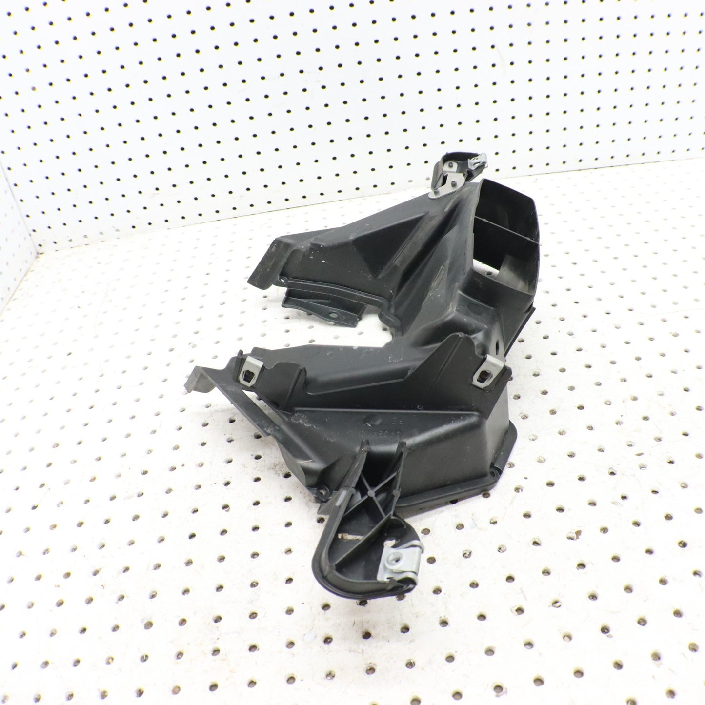 2016 Polaris Rush 800 Air Intake Plenum LOWER 5452415