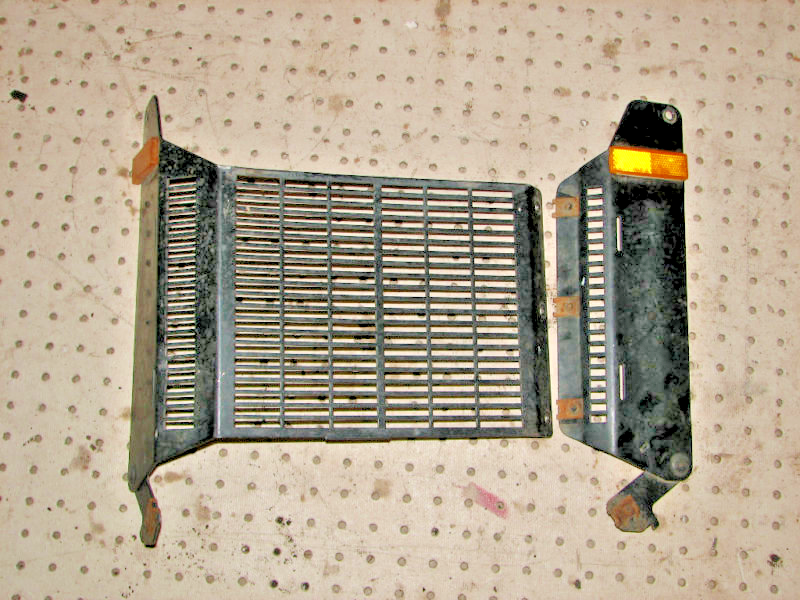 2000 POLARIS SCRAMBLER 400 4X4 RADIATOR SHIELDS 5242997