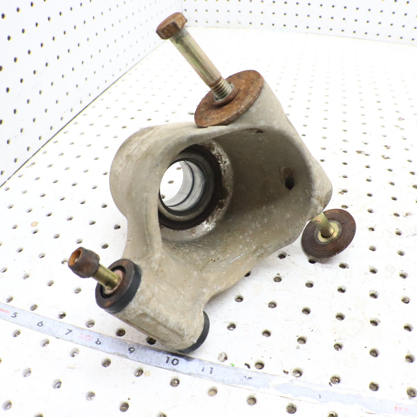 2003 Polaris Sportsman 600 left Bearing Carrier Knuckle Rear 5133663; 5134206 