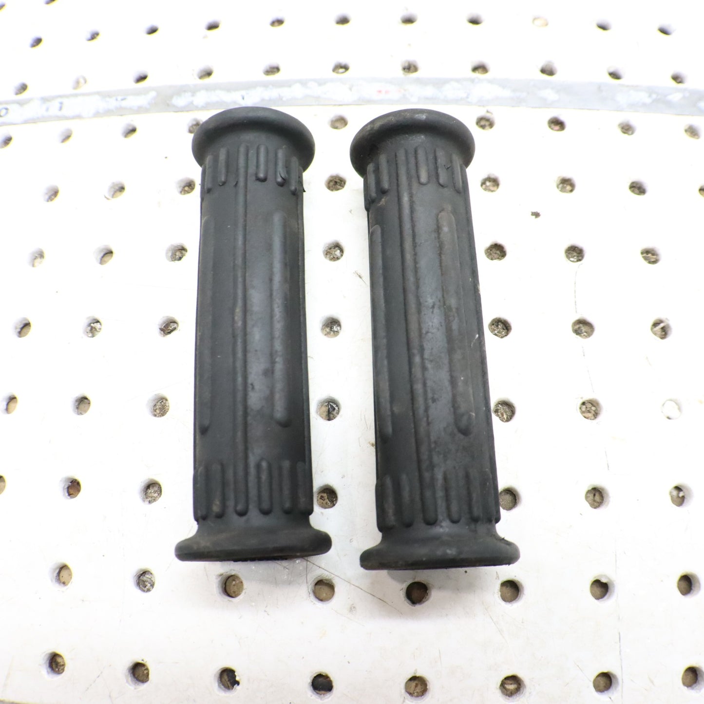 1995 Polaris Xplorer 400 Handlebar Grips 5431030 5433834-070