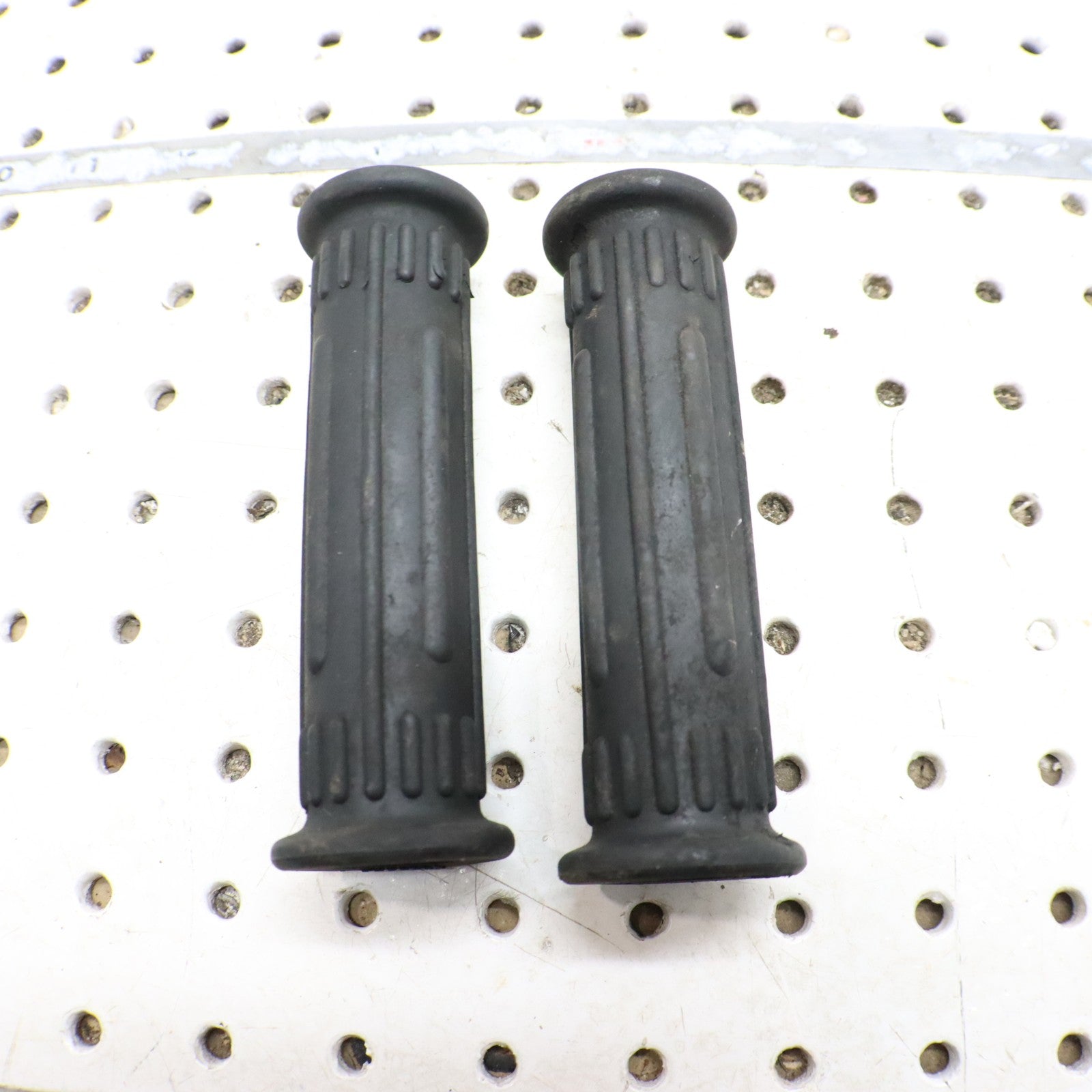 1995 Polaris Xplorer 400 Handlebar Grips 5431030 5433834-070