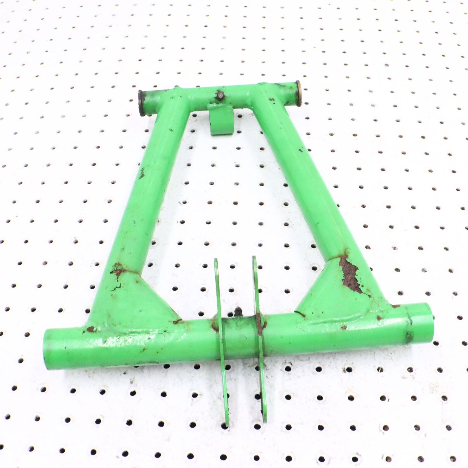 2011 ARCTIC CAT M8 REAR IDLER TORQUE ARM 1704-646