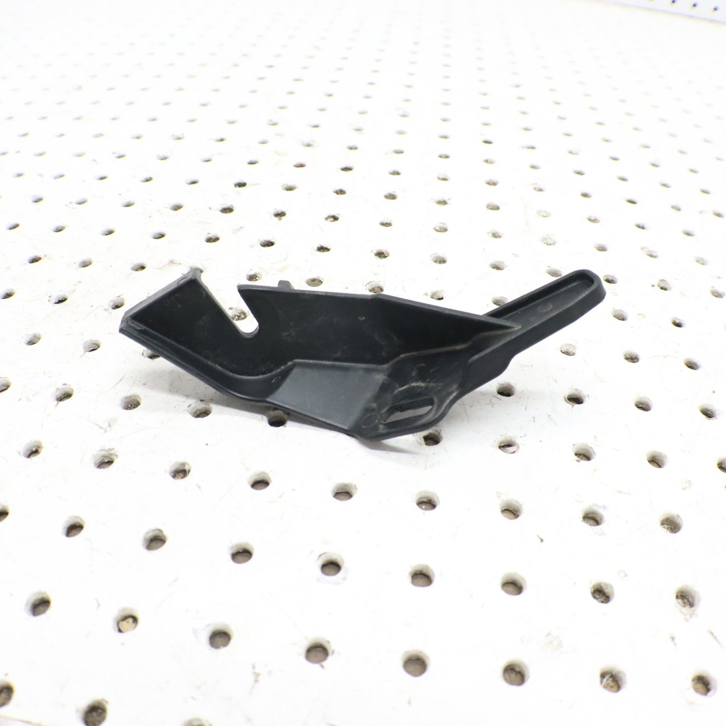 2024 Polaris Sportsman 570 Efi Eps Seat Base Mount Bracket RH 5452277
