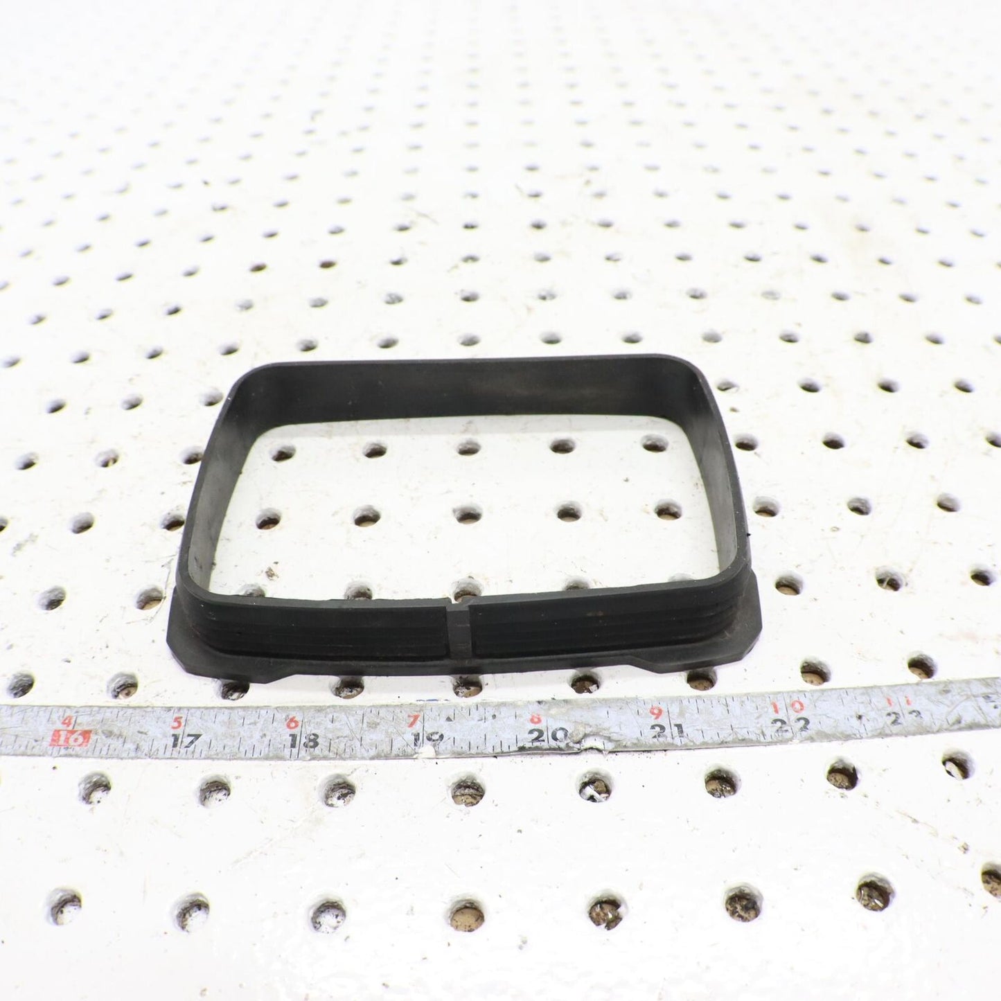 2014 POLARIS PRO RMK 800 GROMMET RUBBER MOUNT, DIGITAL CLUSTER 5413348