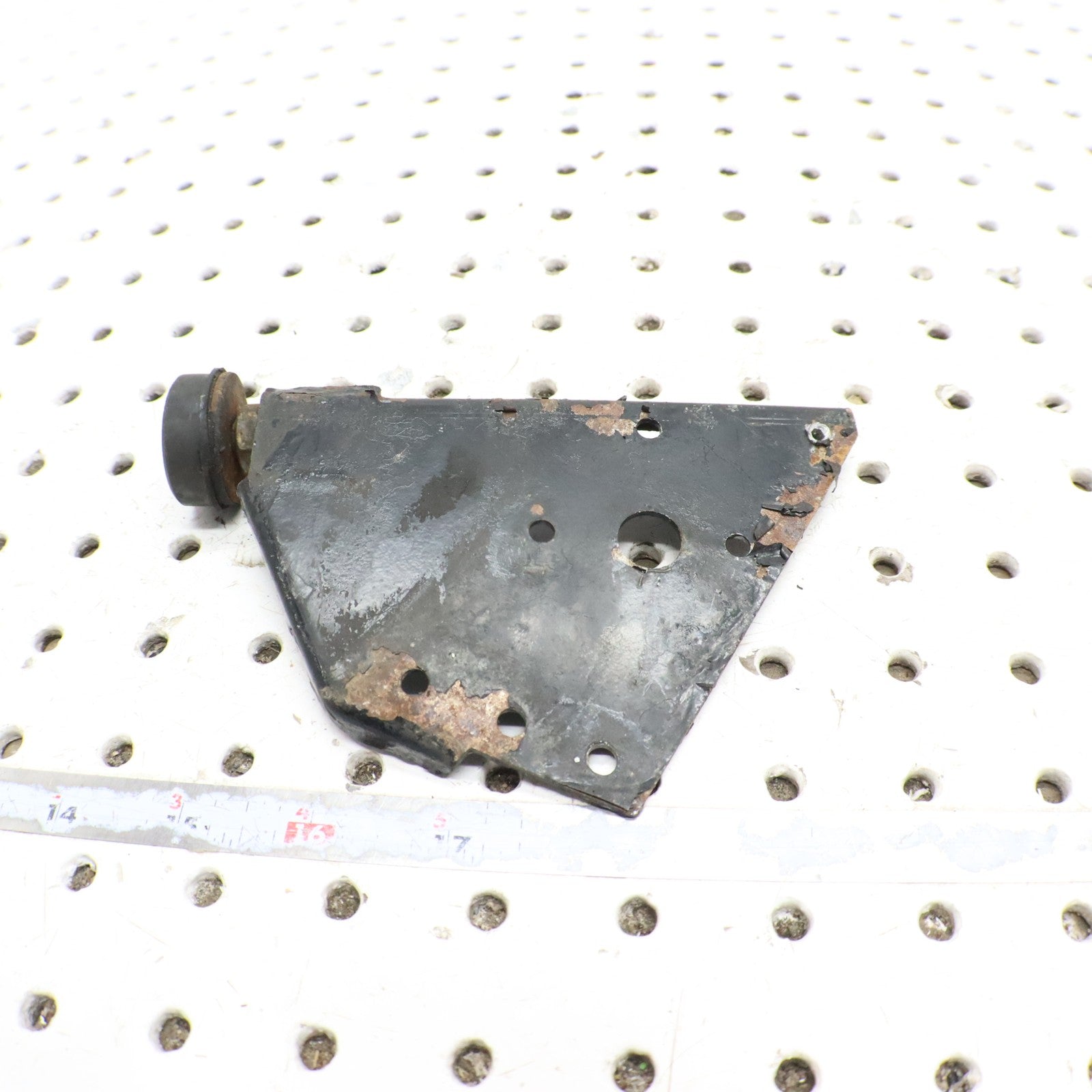 1995 Polaris Xcr 600 Motor Engine Mount 1012044-067