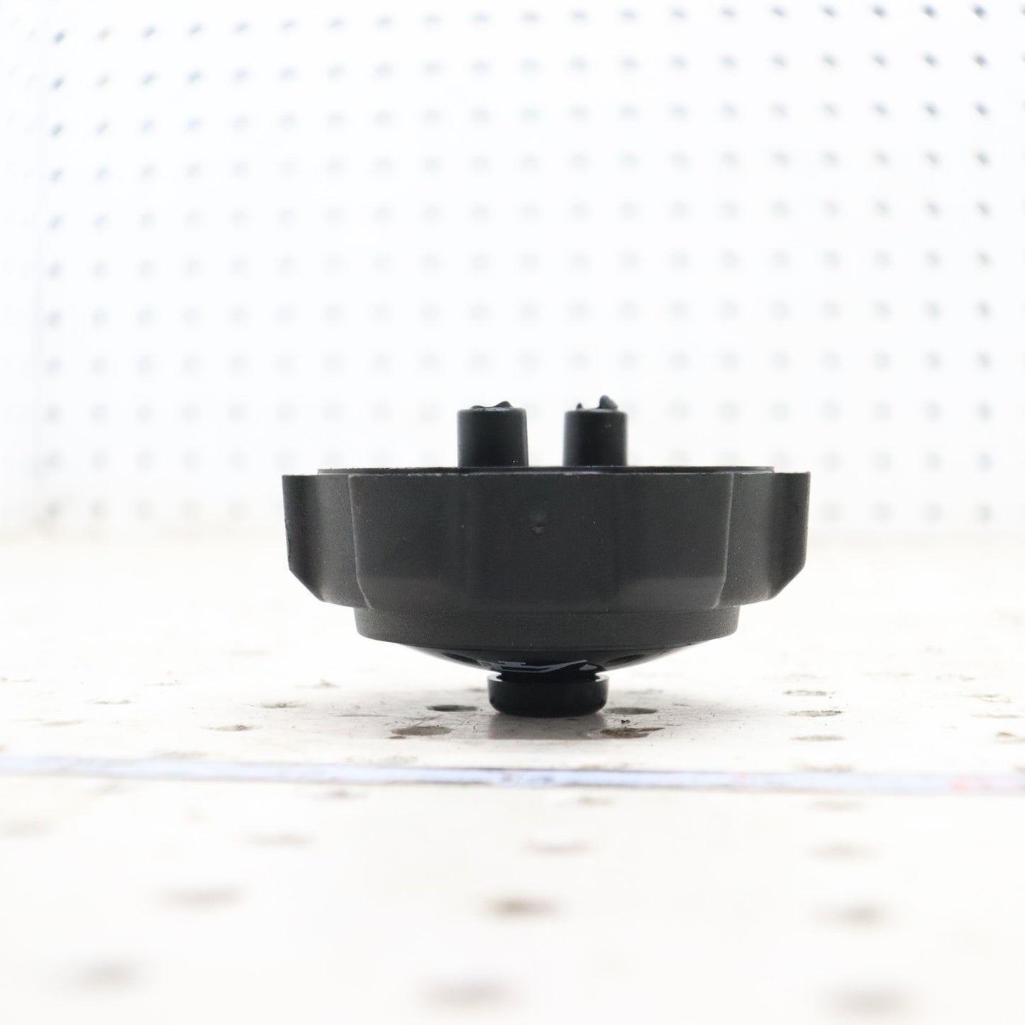 2016 Arctic Cat M8000 Oil Tank Cap Cover Lid 2670-447; 2670-643