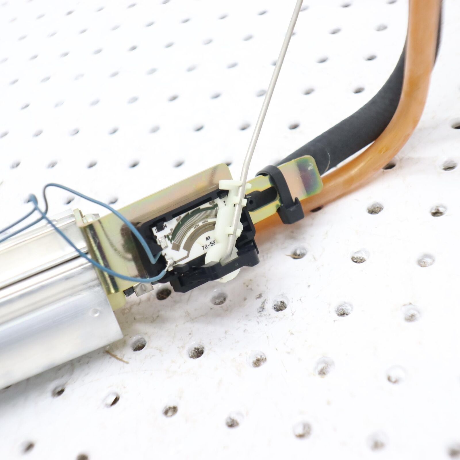 2012 POLARIS SWITCHBACK 800 FUEL PUMP 2521107