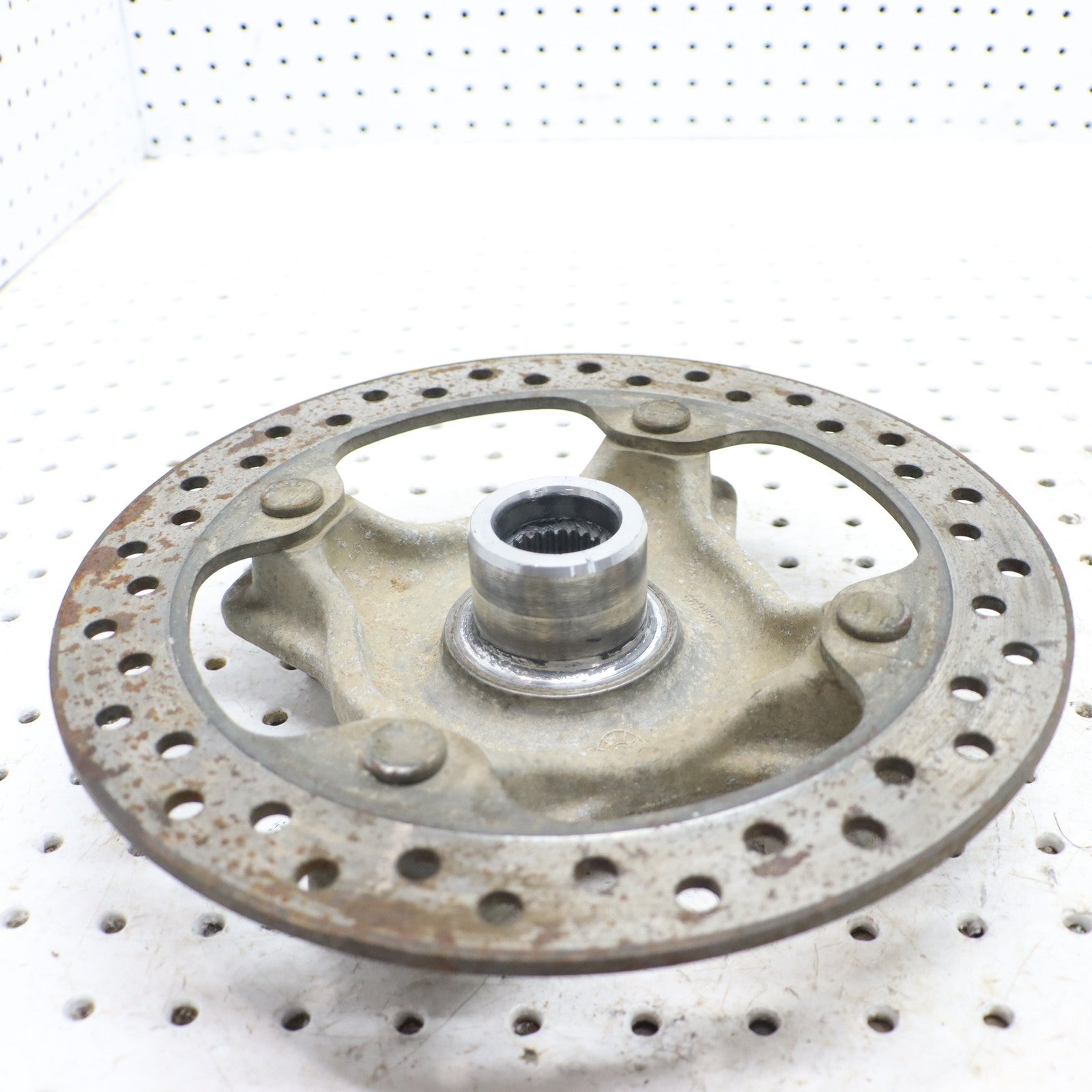 2009 Polaris Sportsman Xp 850 Wheel Hub FRONT 5135499; 5136946 