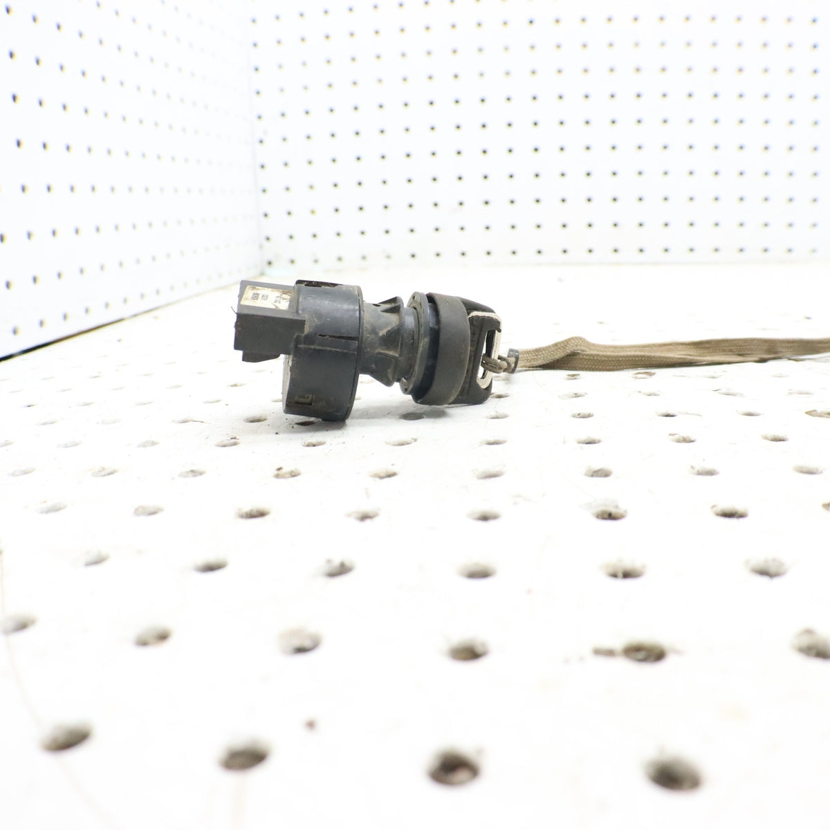 2004 Polaris Sportsman 500 Ignition Key Switch 4011002 4012165