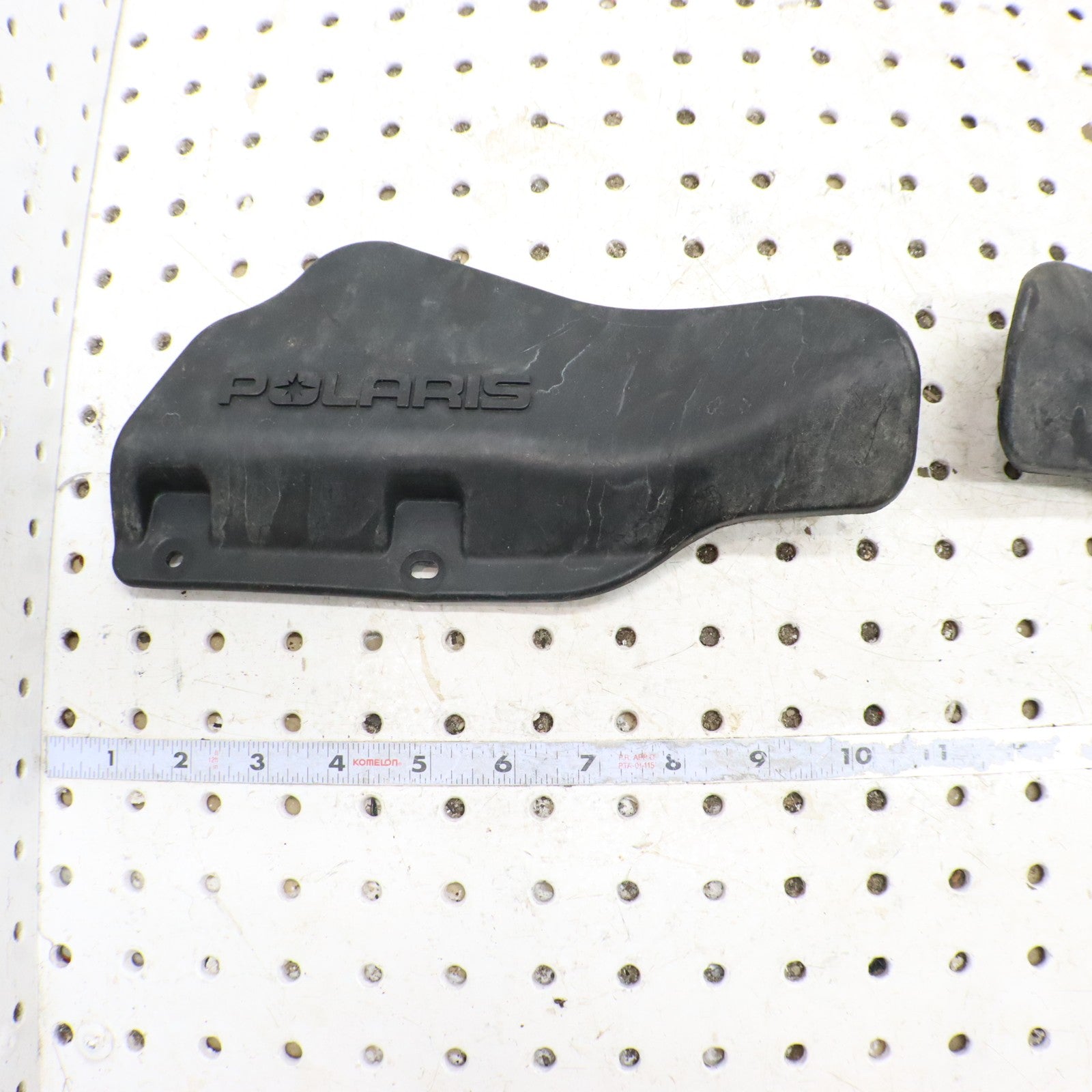 2012 Polaris Sportsman 500 Cv Joint Guard REAR L & R 5435008-070 5435009-070