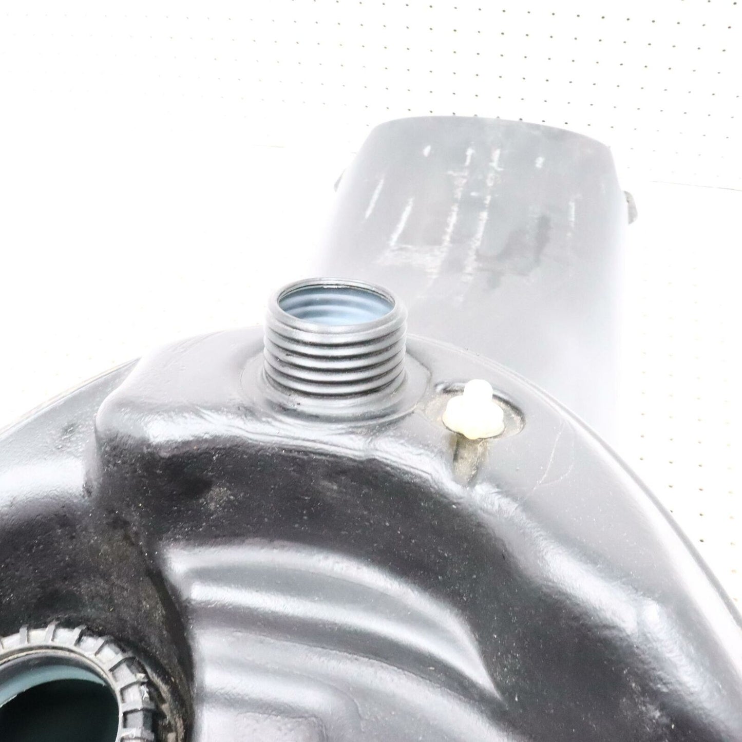 2007 POLARIS IQ 600 GAS TANK FUEL RESERVOIR 2203288, 2520601