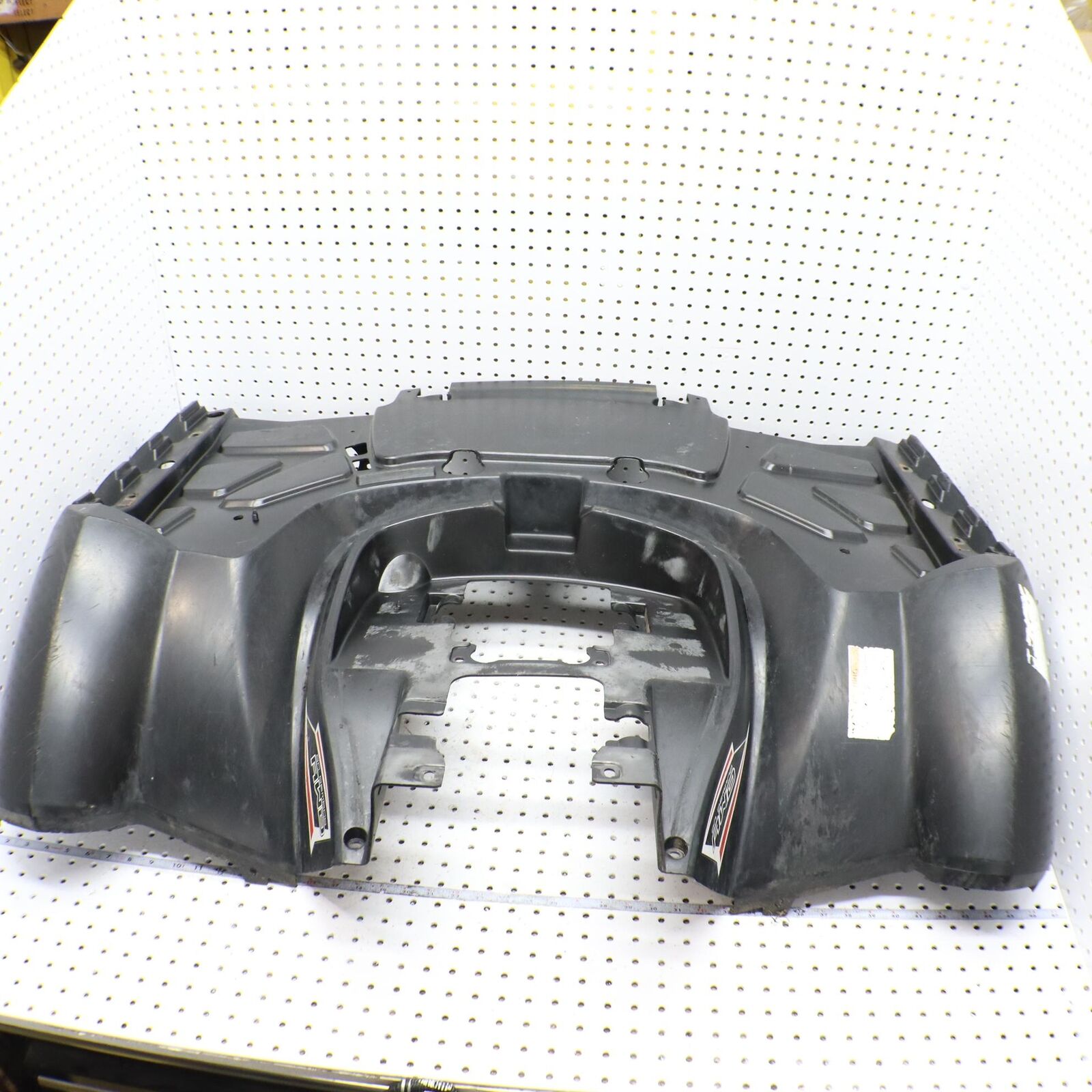 2013 POLARIS SPORTSMAN 550 REAR FENDER CAB 2635037-464 2637271-464