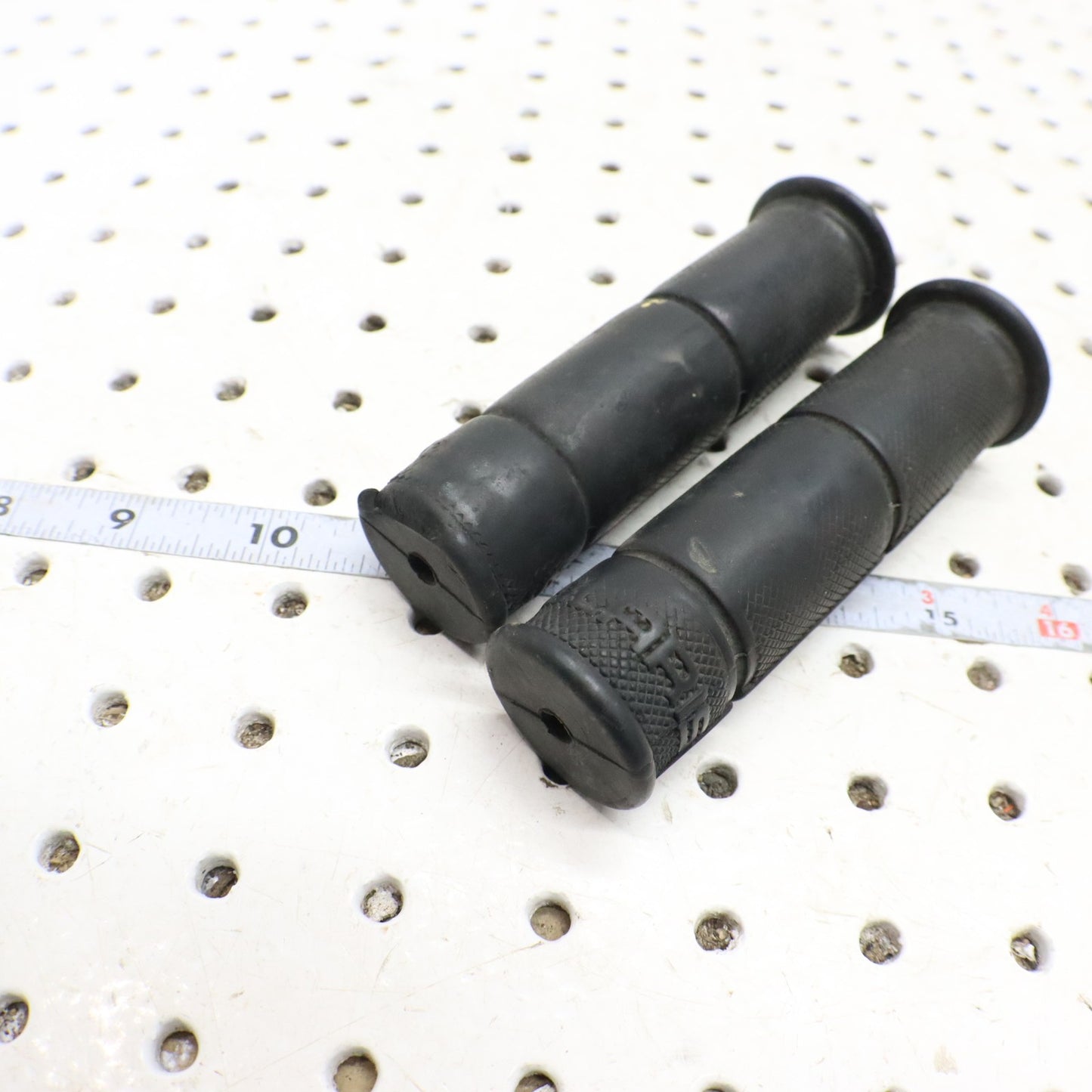 2009 Polaris Sportsman 800 Handlebar Grips 5413578-070